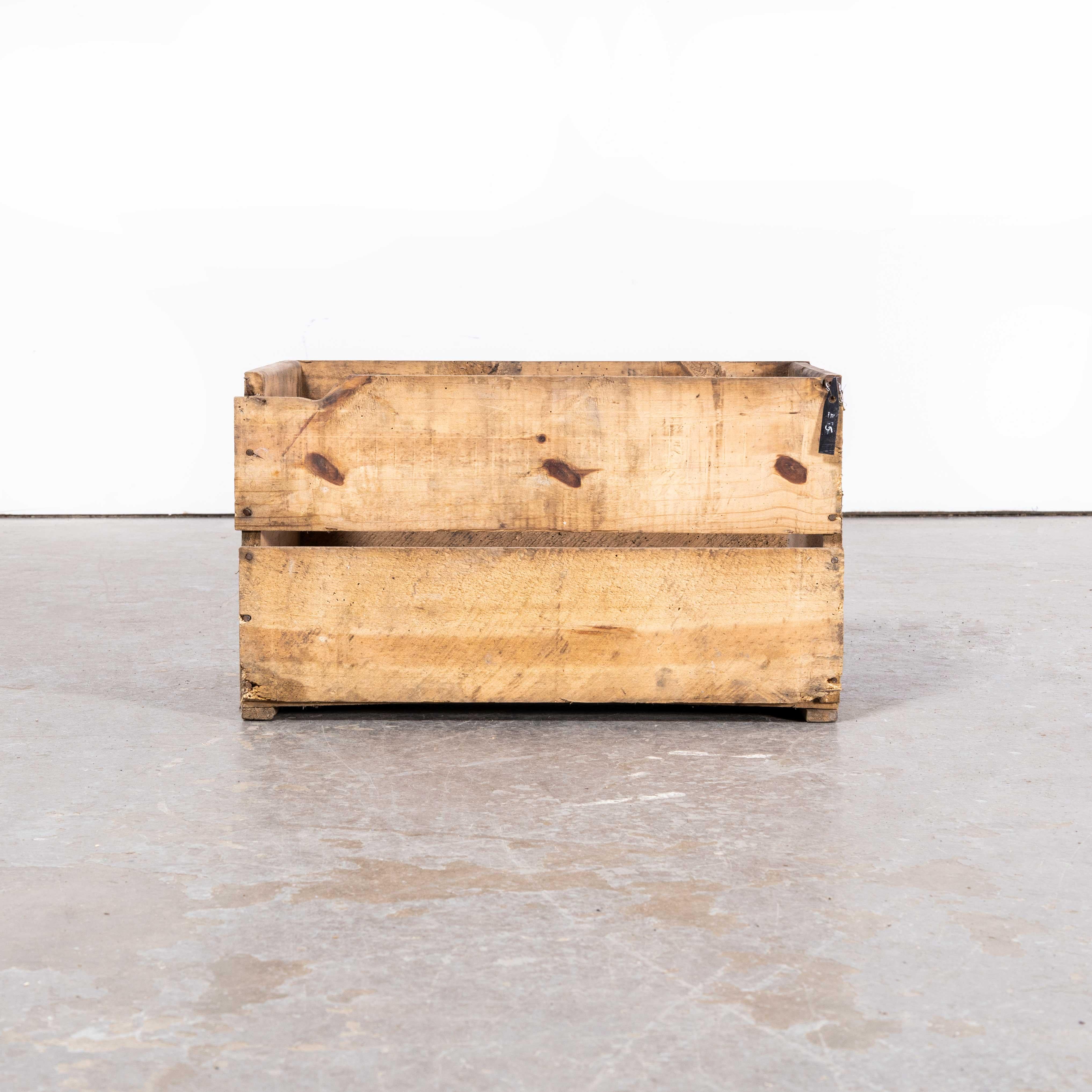 1950s American Branded Produce Crate 8