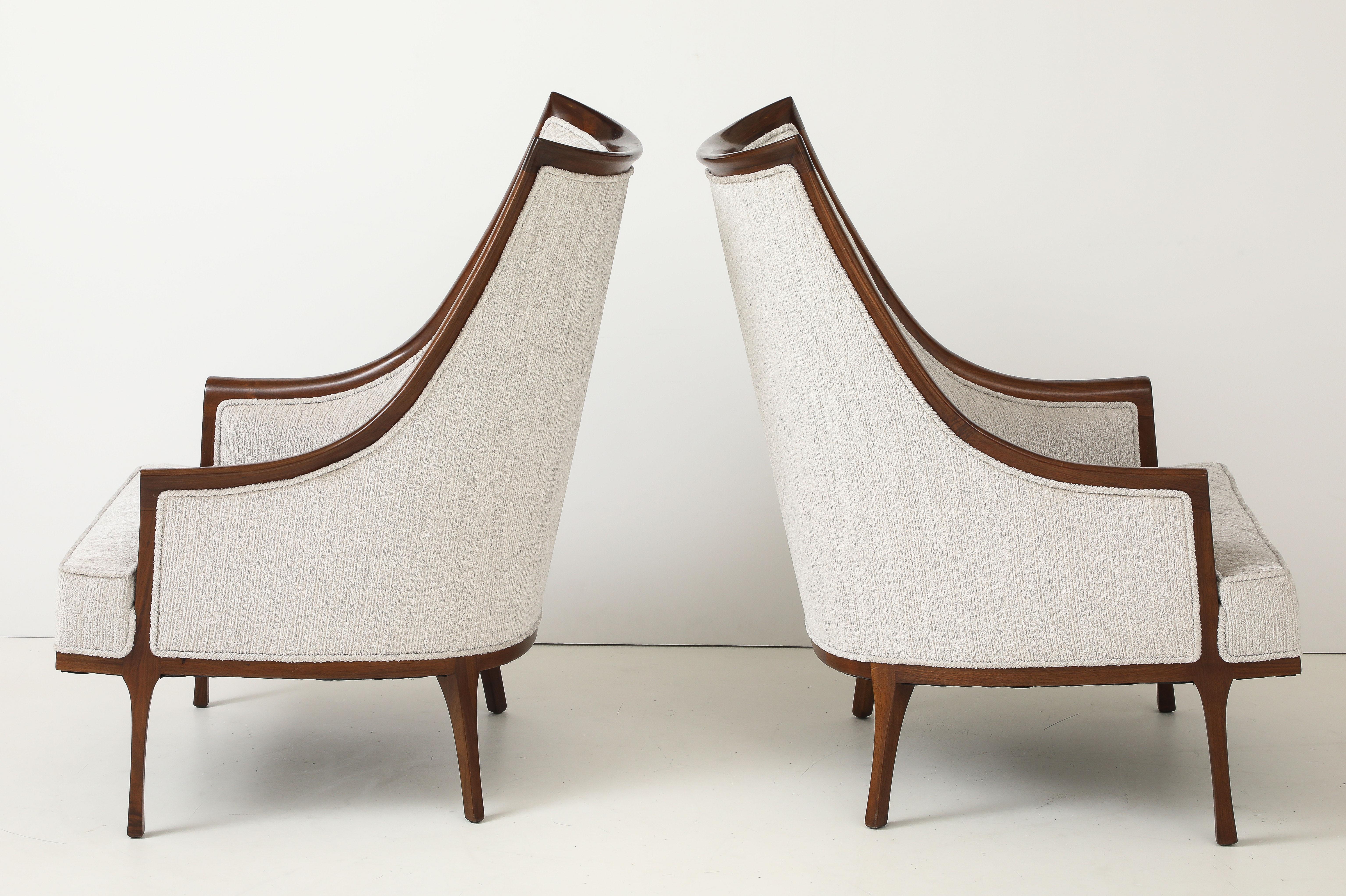 Mid-Century moderno Poltrone scultoree in noce di design americano degli anni '50 in vendita