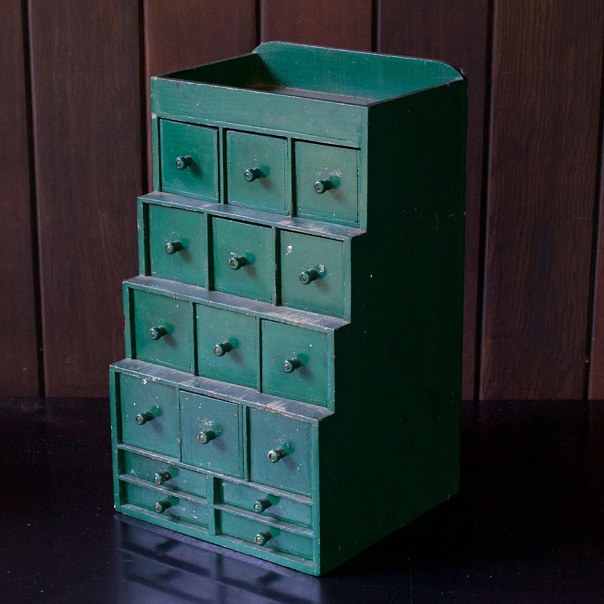 1950s American Garage Craftmans Bits Plywood Cabinet Tabletop Chest WW2 Era Industrial en venta