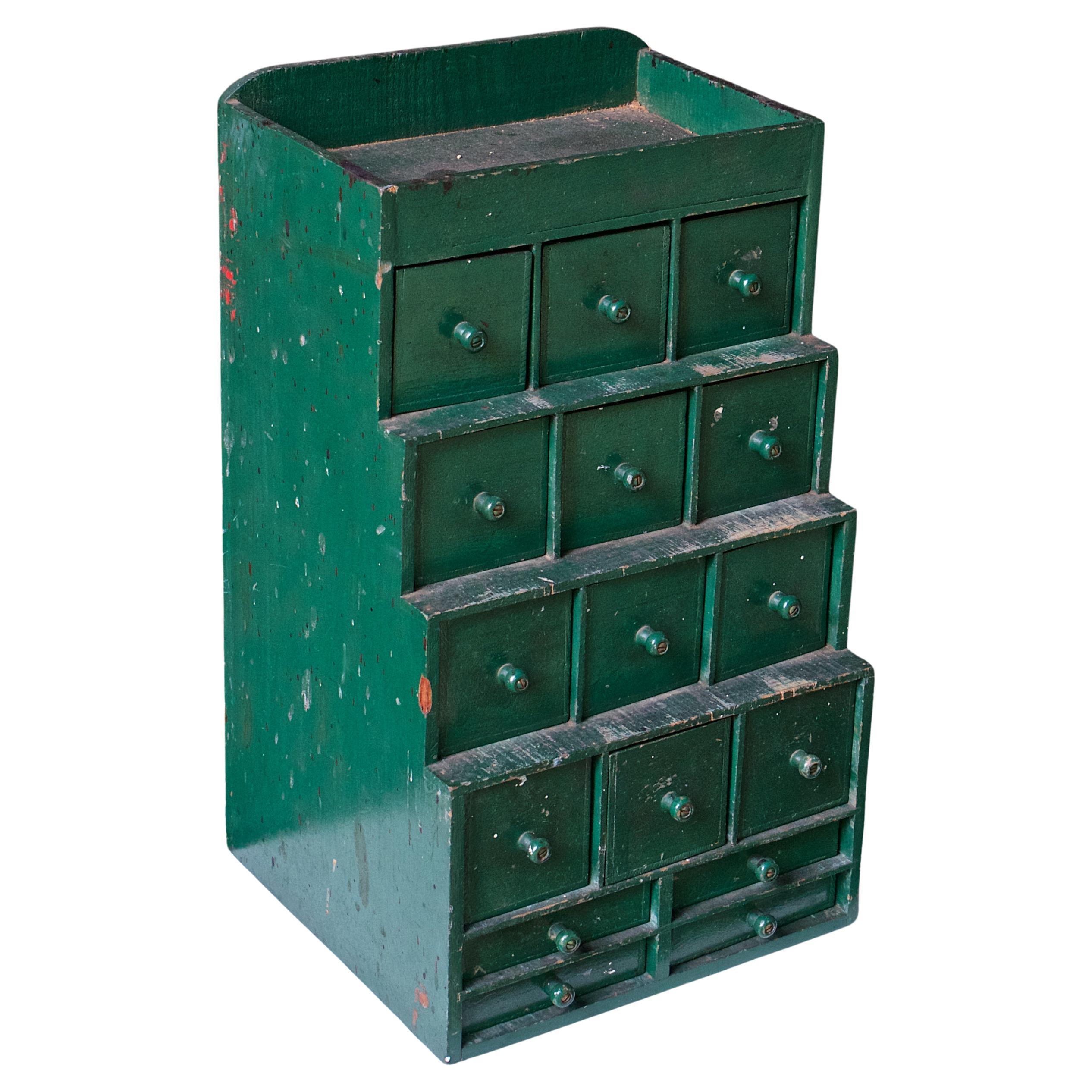 1950s American Garage Craftmans Bits Plywood Cabinet Tabletop Chest WW2 Era en venta