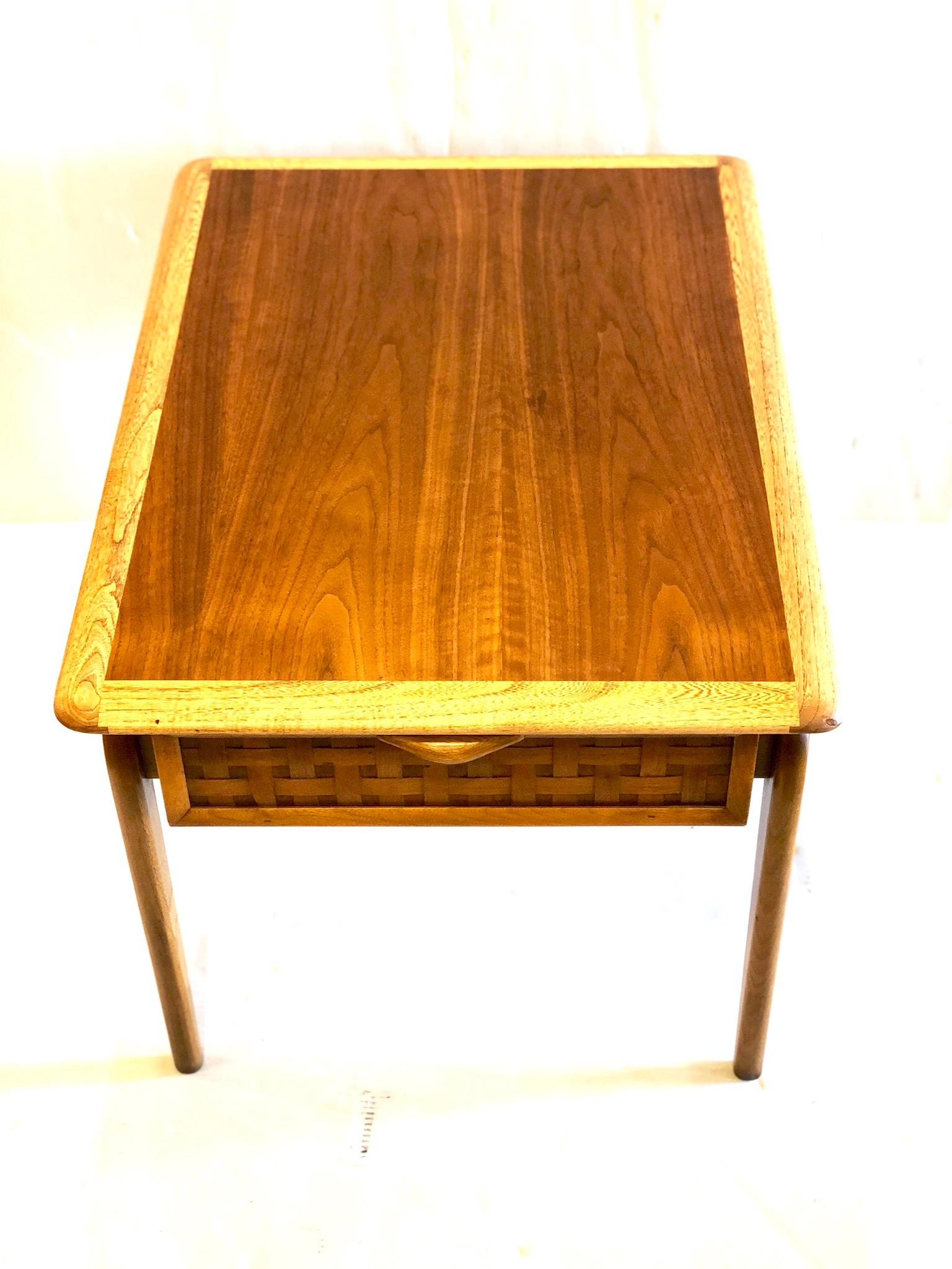 Mid-Century Modern 1950s American Modern Walnut End Side Table Atomic Age