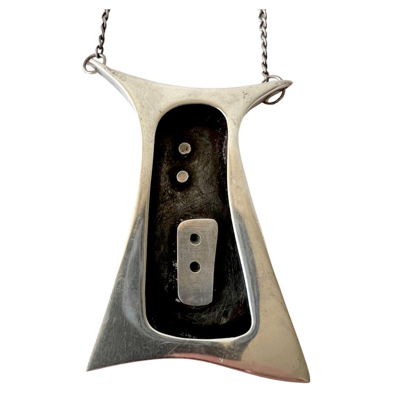 1950s American Modernist Studio Sterling Silver Shadowbox Pendant Necklace For Sale
