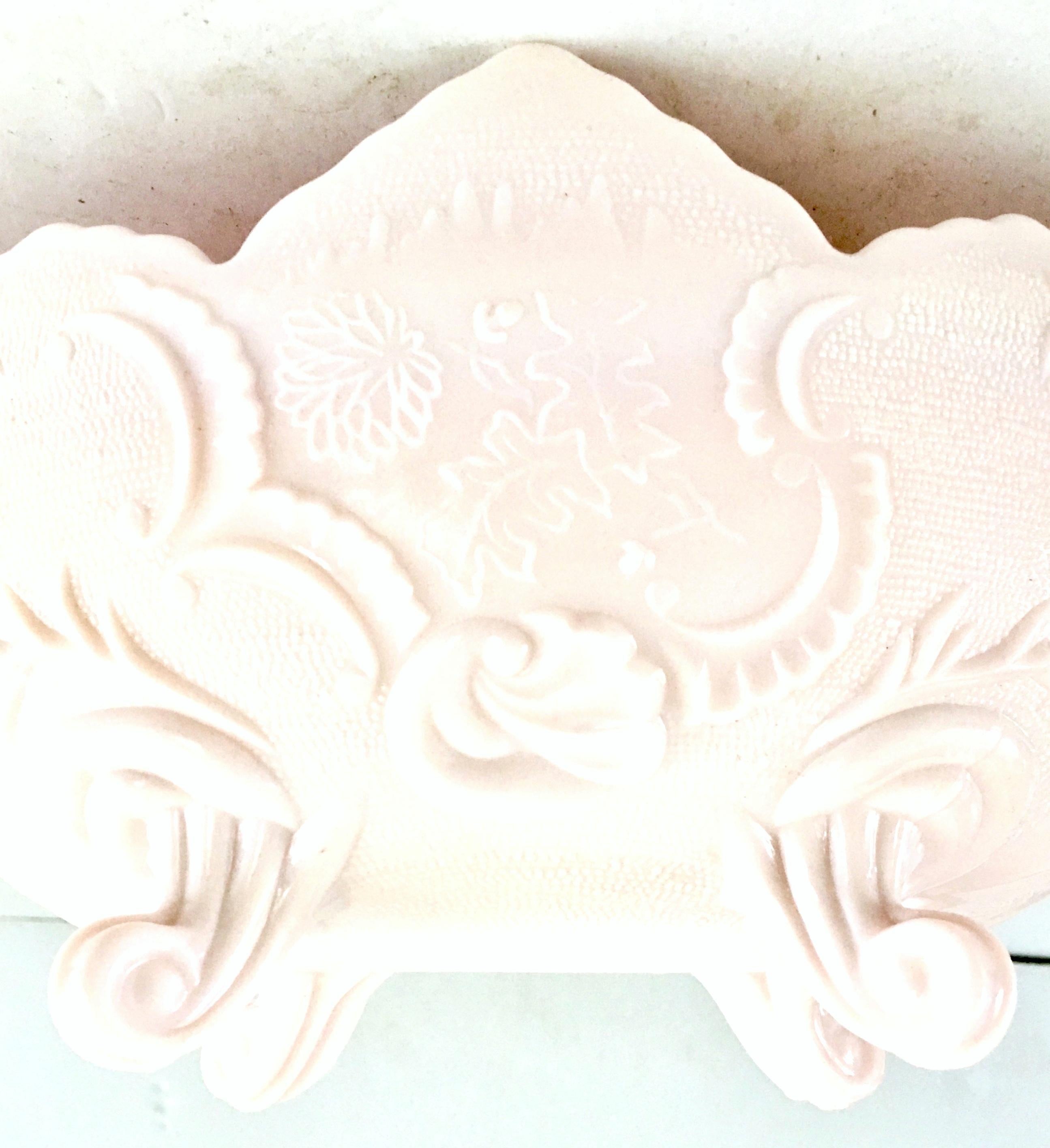 20th Century 1950'S American Pink Milk Glass Candy Dish & Footed Bowl S/3 For Sale