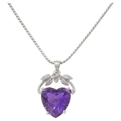 1950
s Amethyst 14 Karat White Gold Vintage Floral Heart Pendant Necklace