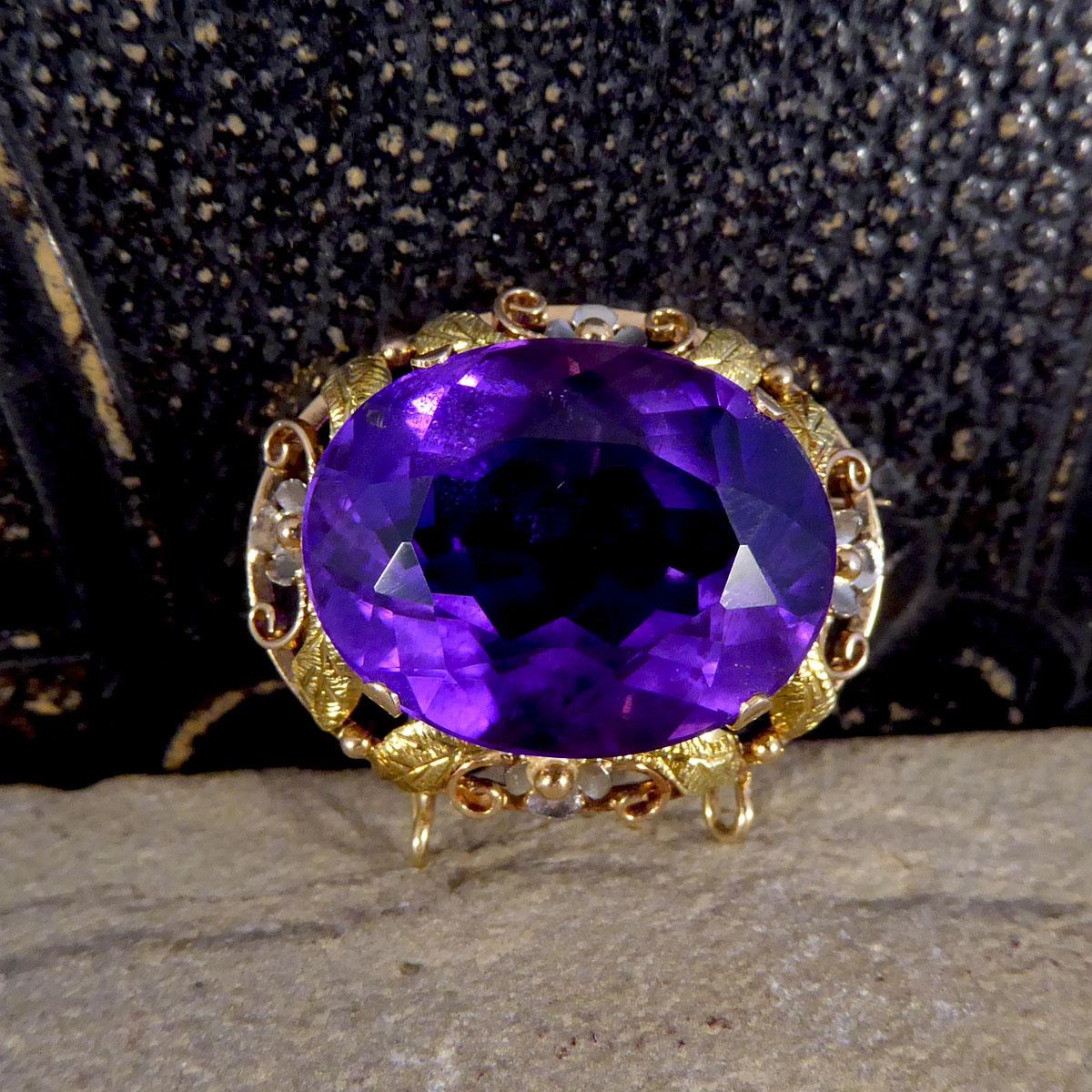 Retro 1950's Amethyst and 14ct Tri-Gold Filigree Brooch and Pendant as Part of Suite For Sale