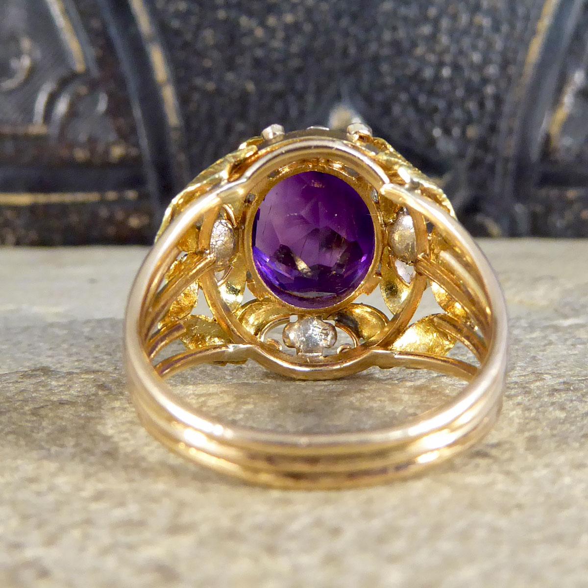 Retro 1950's Amethyst and 14ct Tri-Gold Filigree Ring as Part of Suite For Sale