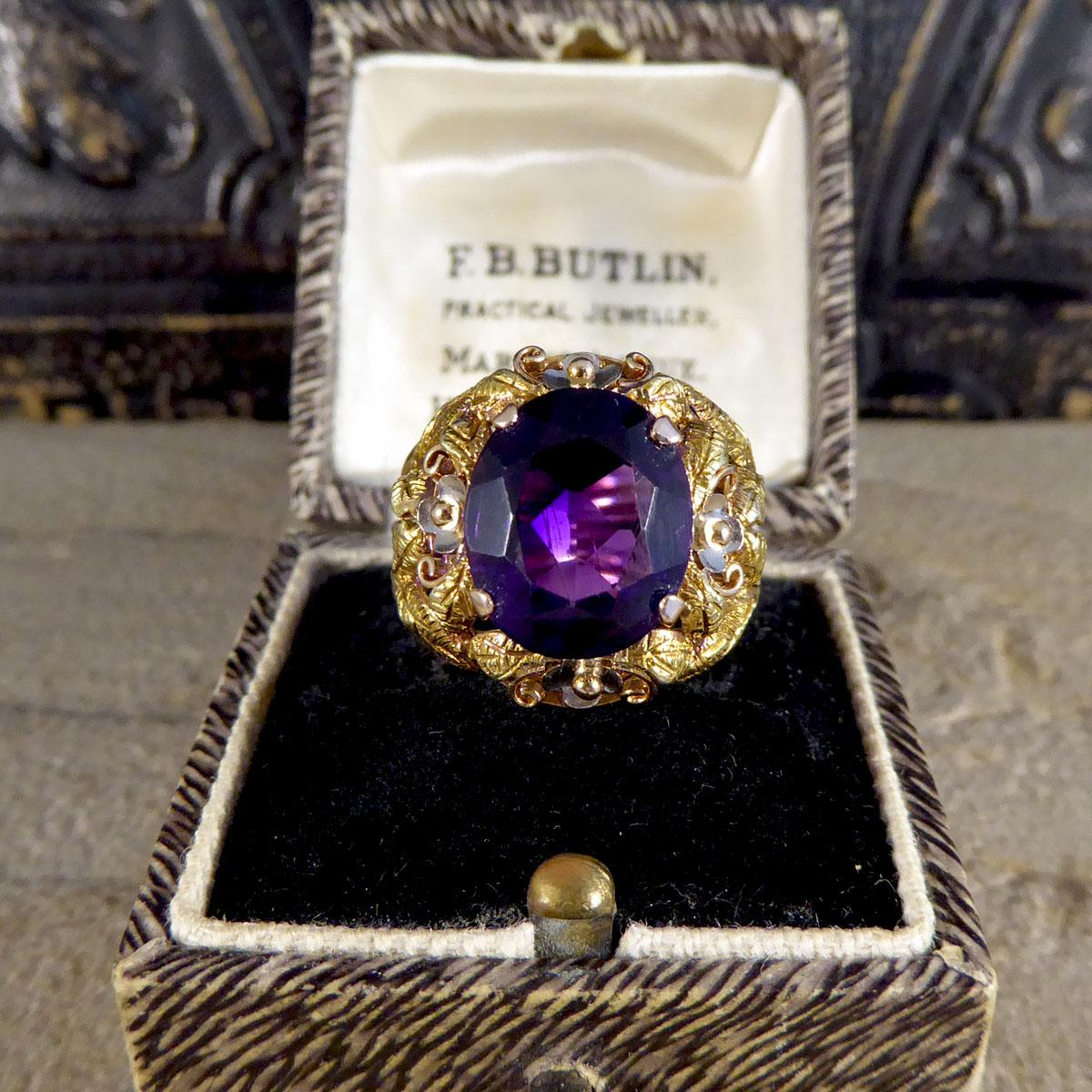 1950's Amethyst and 14ct Tri-Gold Filigree Ring as Part of Suite For Sale 1