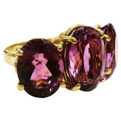 1950s Amethyst Three-Stone Yellow Gold Fashion Cocktail Ring