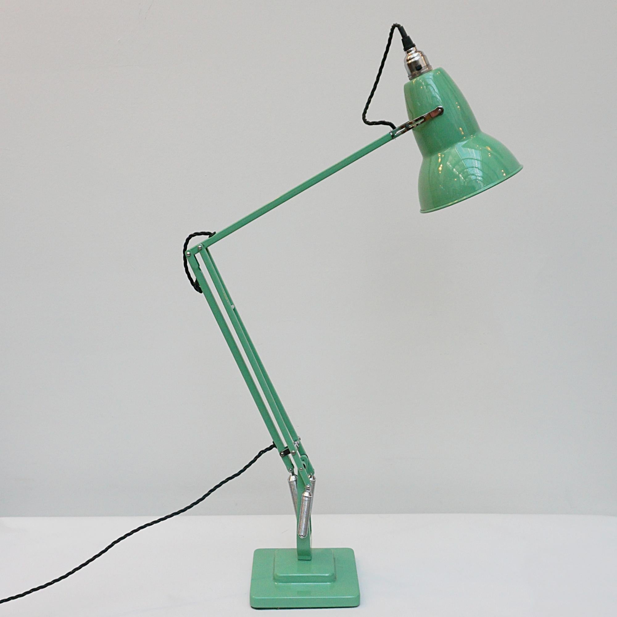 1950's Anglepoise Desk Lamp by Herbert Terry & Sons For Sale 2