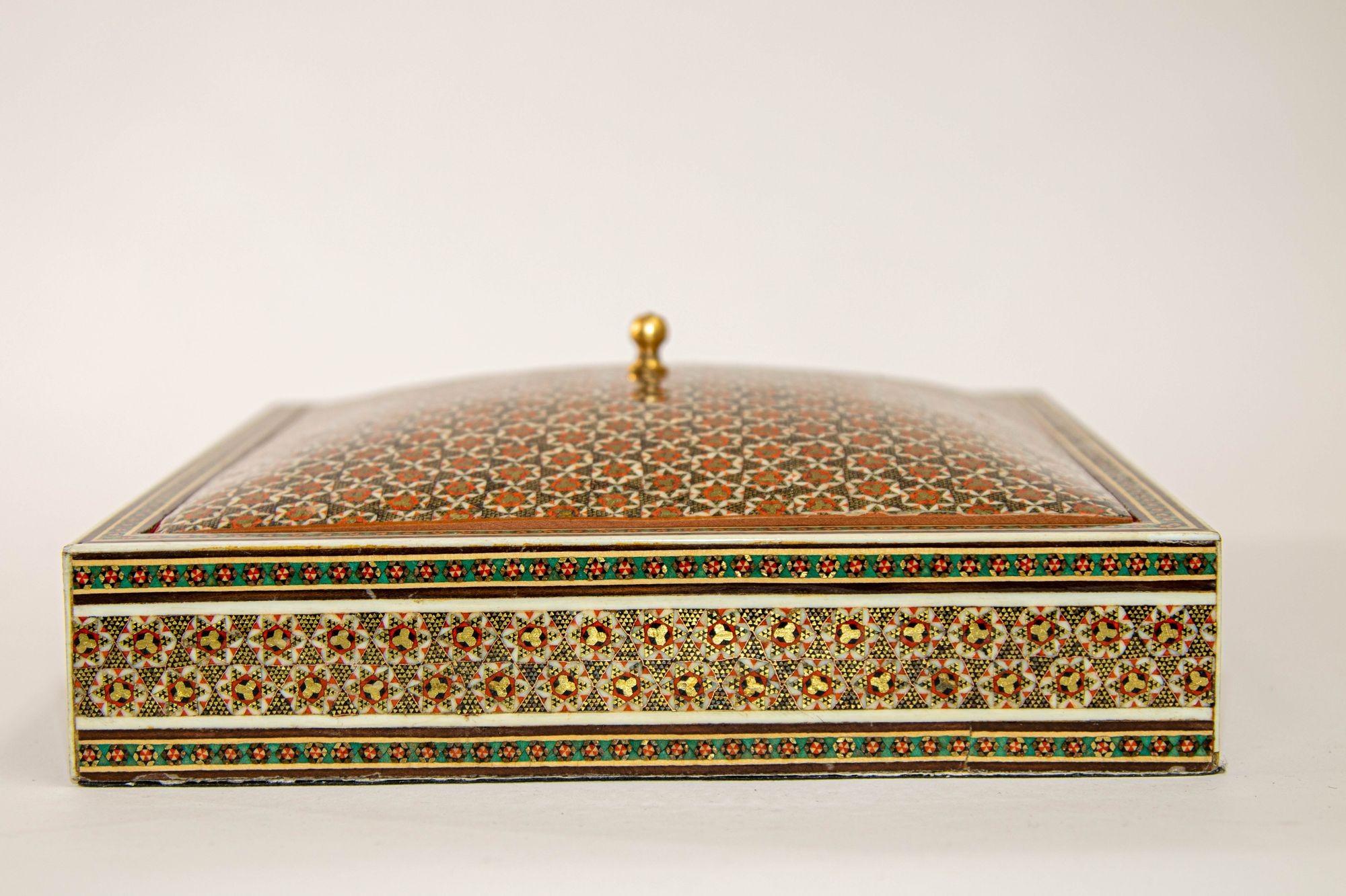 1950s Anglo Indian Style Micro Mosaic Inlaid Jewelry Box For Sale 6
