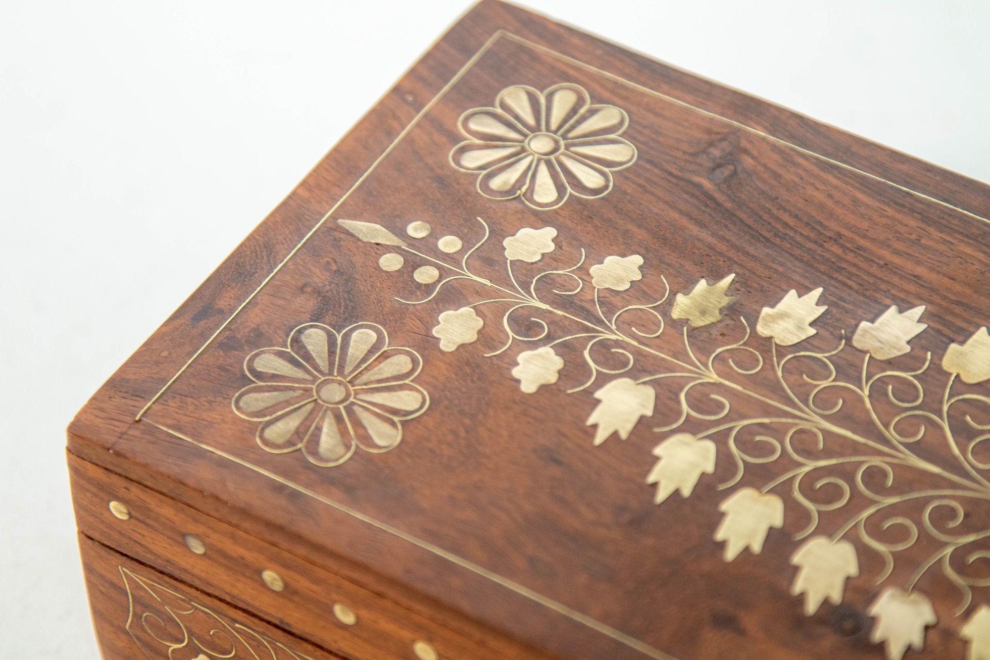 Anglo-Indian 1950s Anglo Indian Style Rosewood Box with Brass Tree of Life Symbol Inlaid For Sale