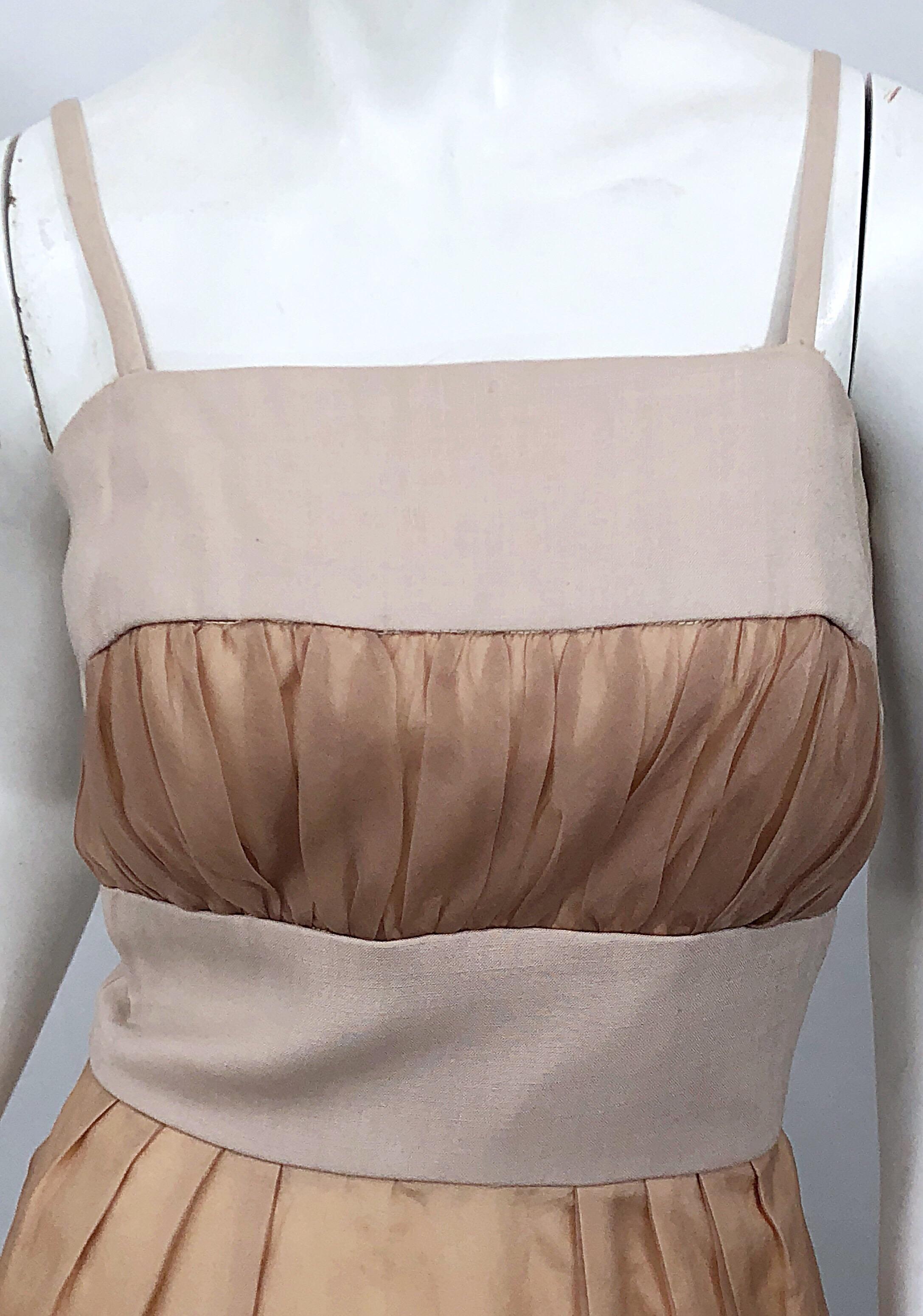 1950er Anita Modes Demi Couture Nude Blush Seide Vintage 50er Chiffon Kleid Damen im Angebot