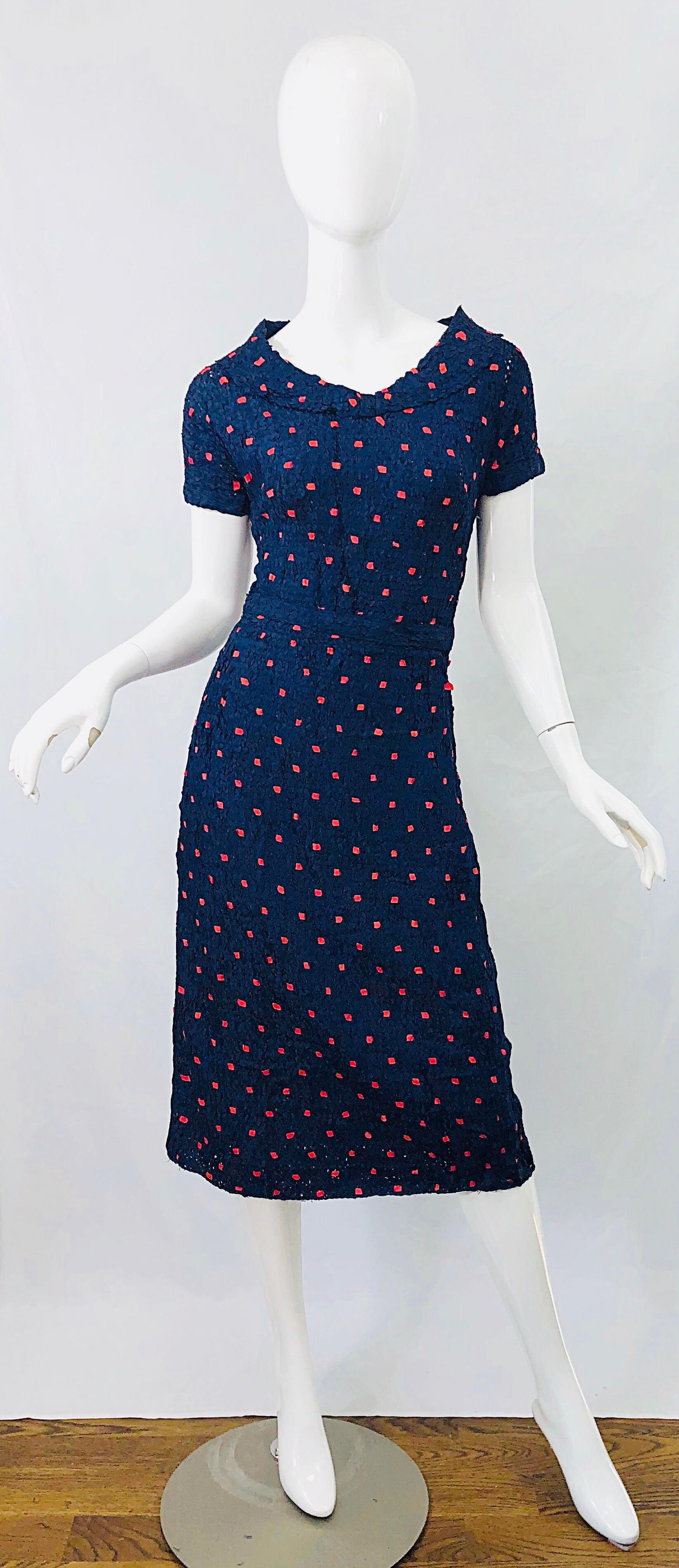 1950s Ann Fleischer for I Magnin Hand Ribbon Knit Navy Blue + Red Vintage Dress For Sale 5