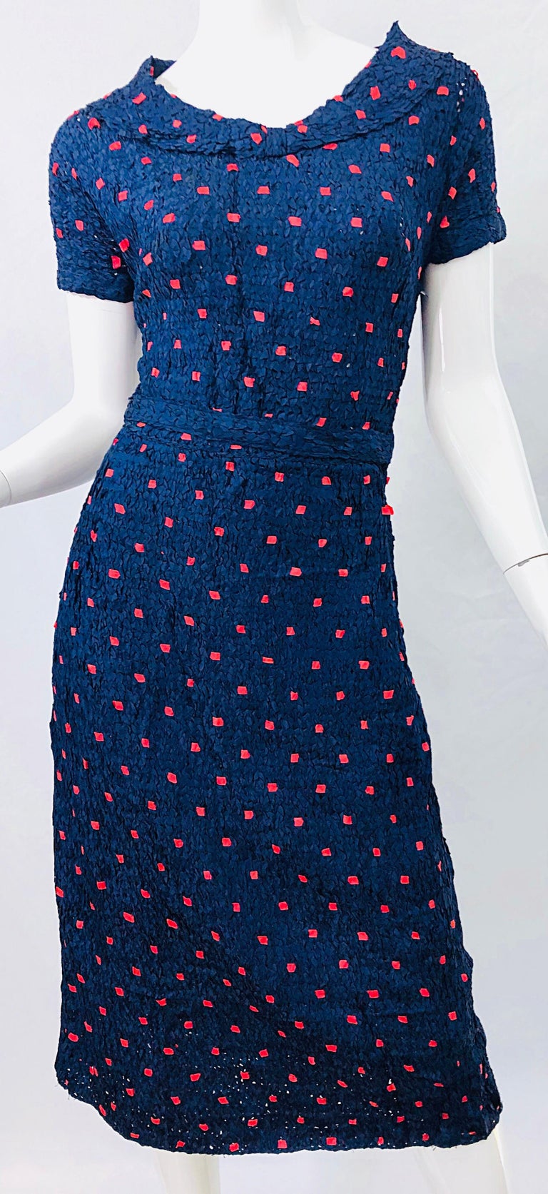 1950s Ann Fleischer for I Magnin Hand Ribbon Knit Navy Blue + Red Vintage Dress For Sale 4