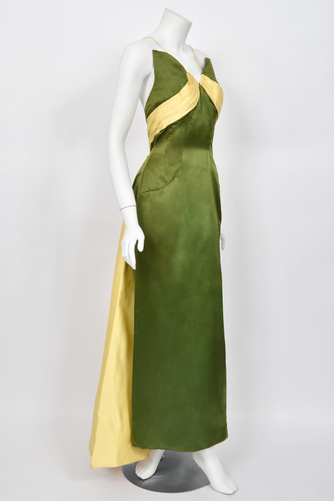1950's Anne Verdi Couture Green & Yellow Silk Winged-Bust Hourglass Trained Gown For Sale 5