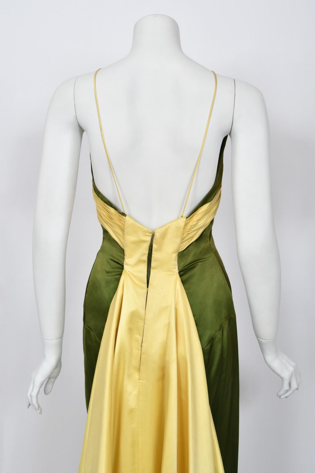 1950's Anne Verdi Couture Green & Yellow Silk Winged-Bust Hourglass Trained Gown For Sale 10