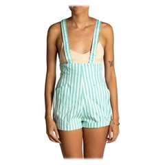 1950S Aqua & Ivory High Wasted Shorts With Suspender Straps (Shorts à grandes mailles avec jarretelles)