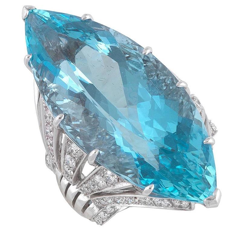 1950s Aquamarine Diamond White Gold Dress Ring In Excellent Condition In Firenze, IT