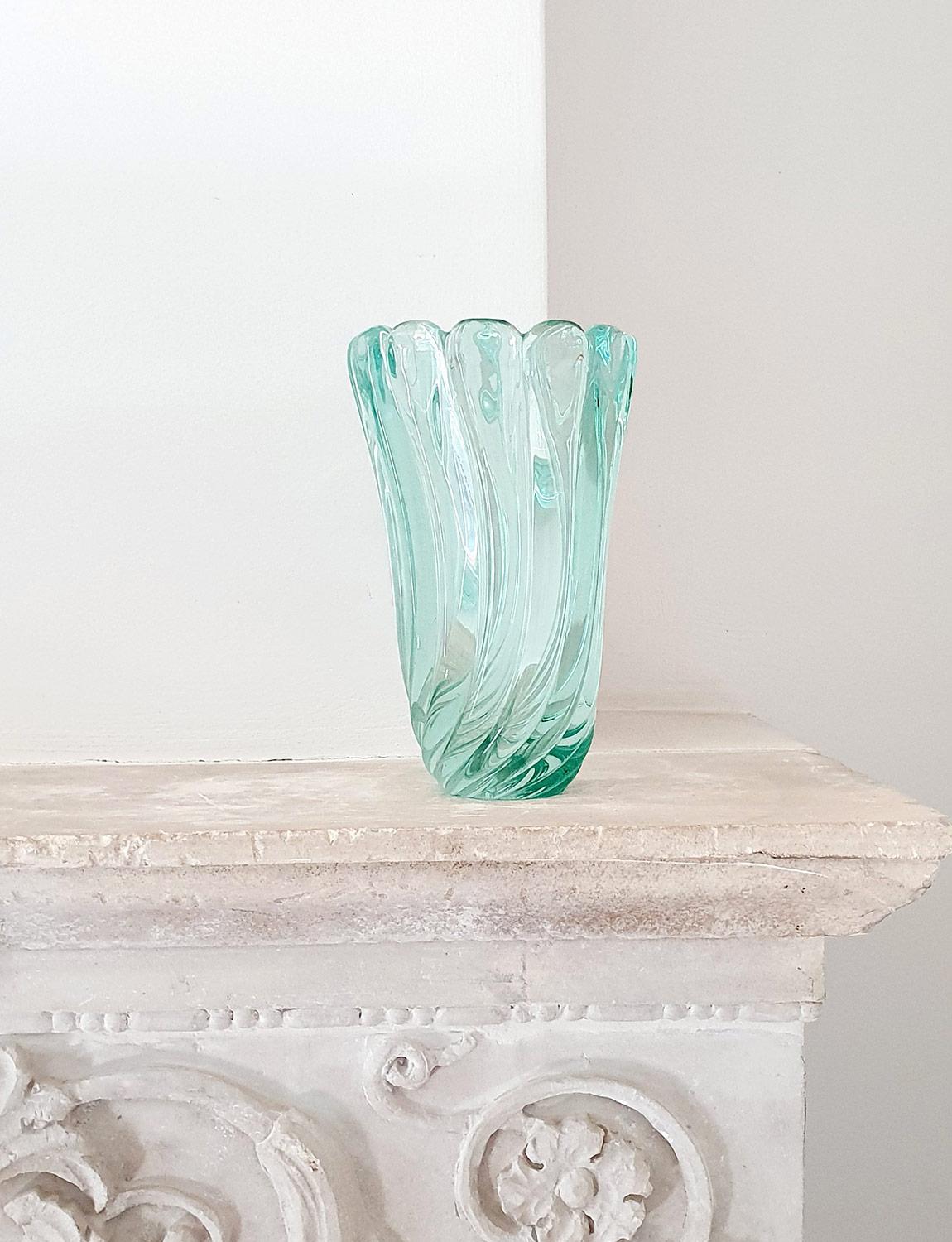 1950s Archimede Seguso Aqua Twisted Vase In Good Condition In Florence, Tuscany