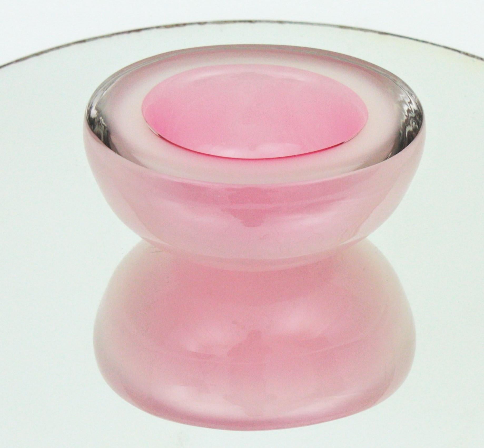 Archimede Seguso Murano Opal Pink White Alabastro Oval Geode Art Glass Bowl In Excellent Condition In Barcelona, ES