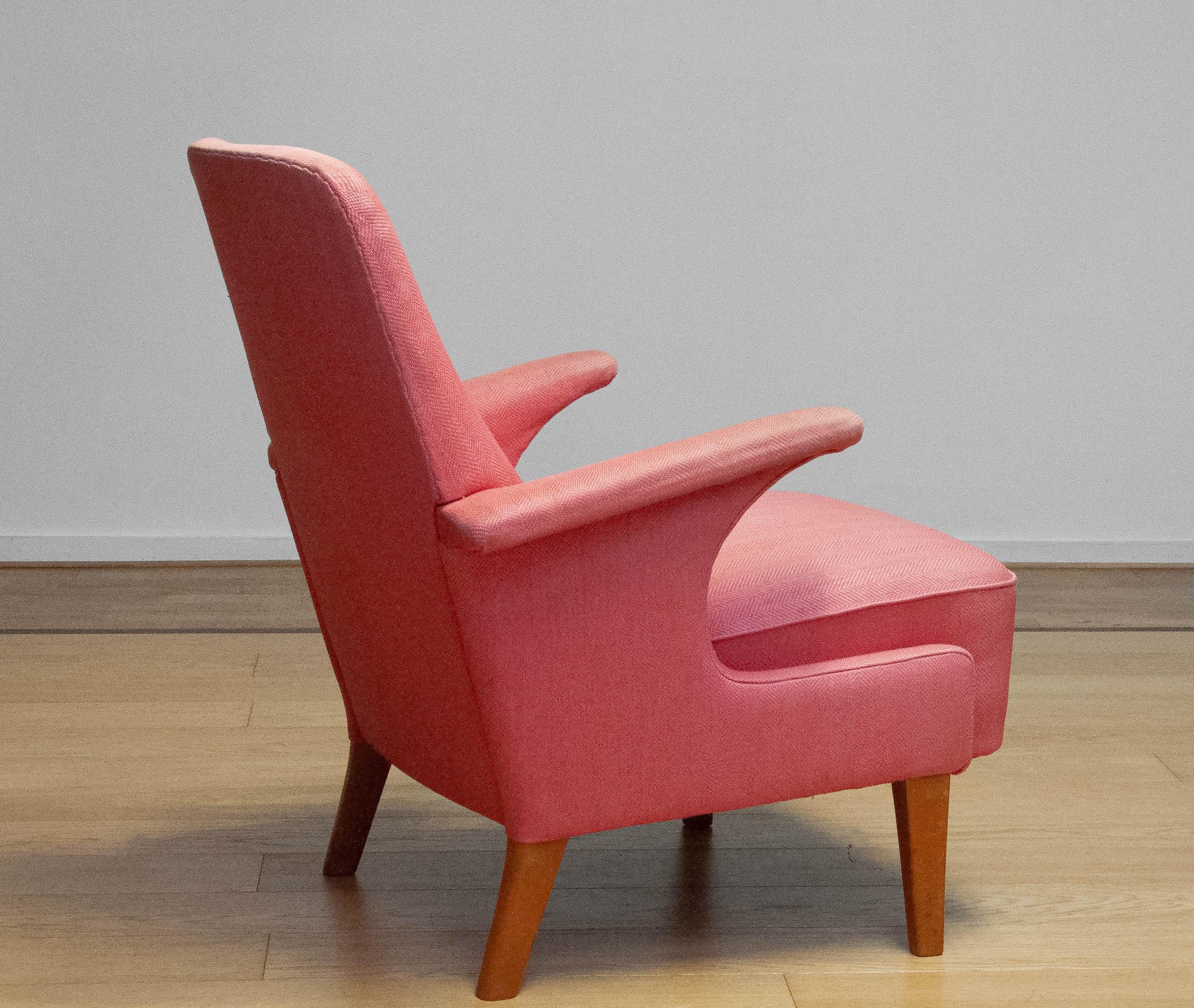 1950s Armchair / Lounge Chair With Wool Upholstery By Dux , Sweden In Good Condition For Sale In Silvolde, Gelderland