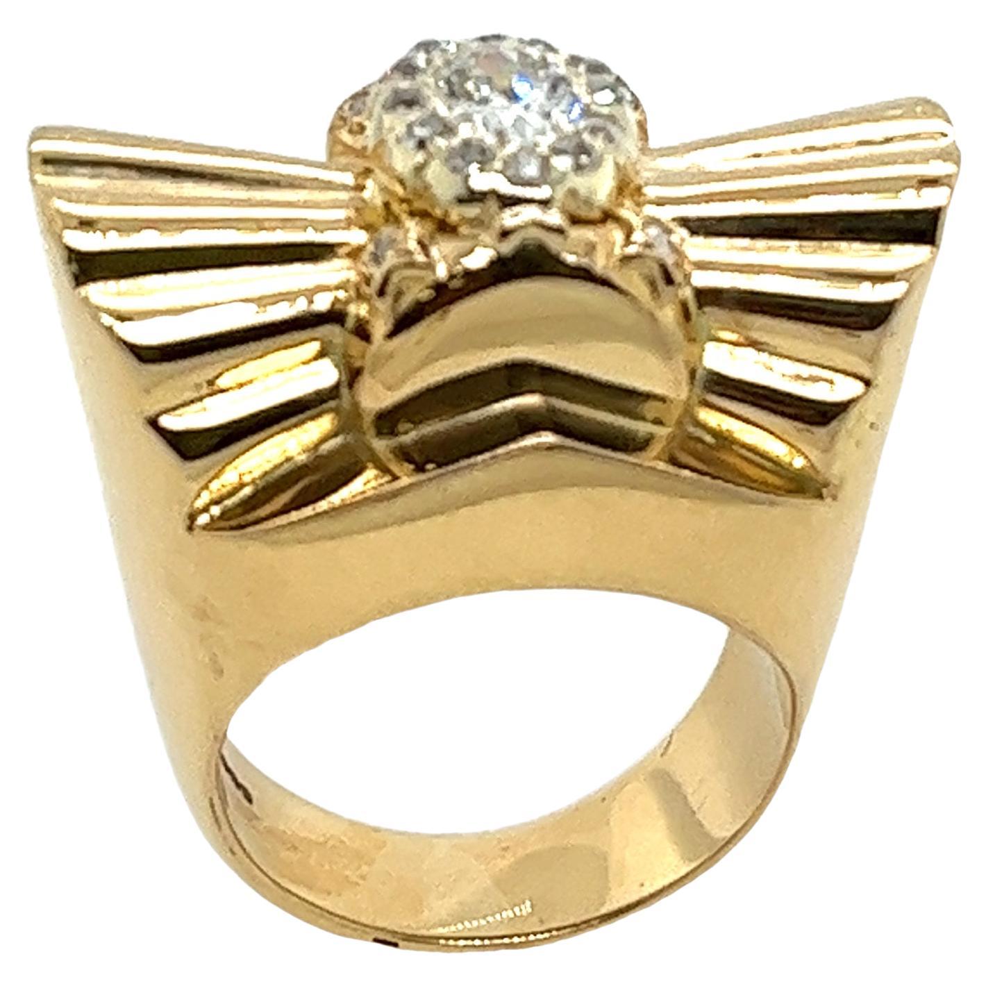 1950's Art Deco 14ct Yellow Gold Fan Shape Ring Set With Victorian Cut Diamond