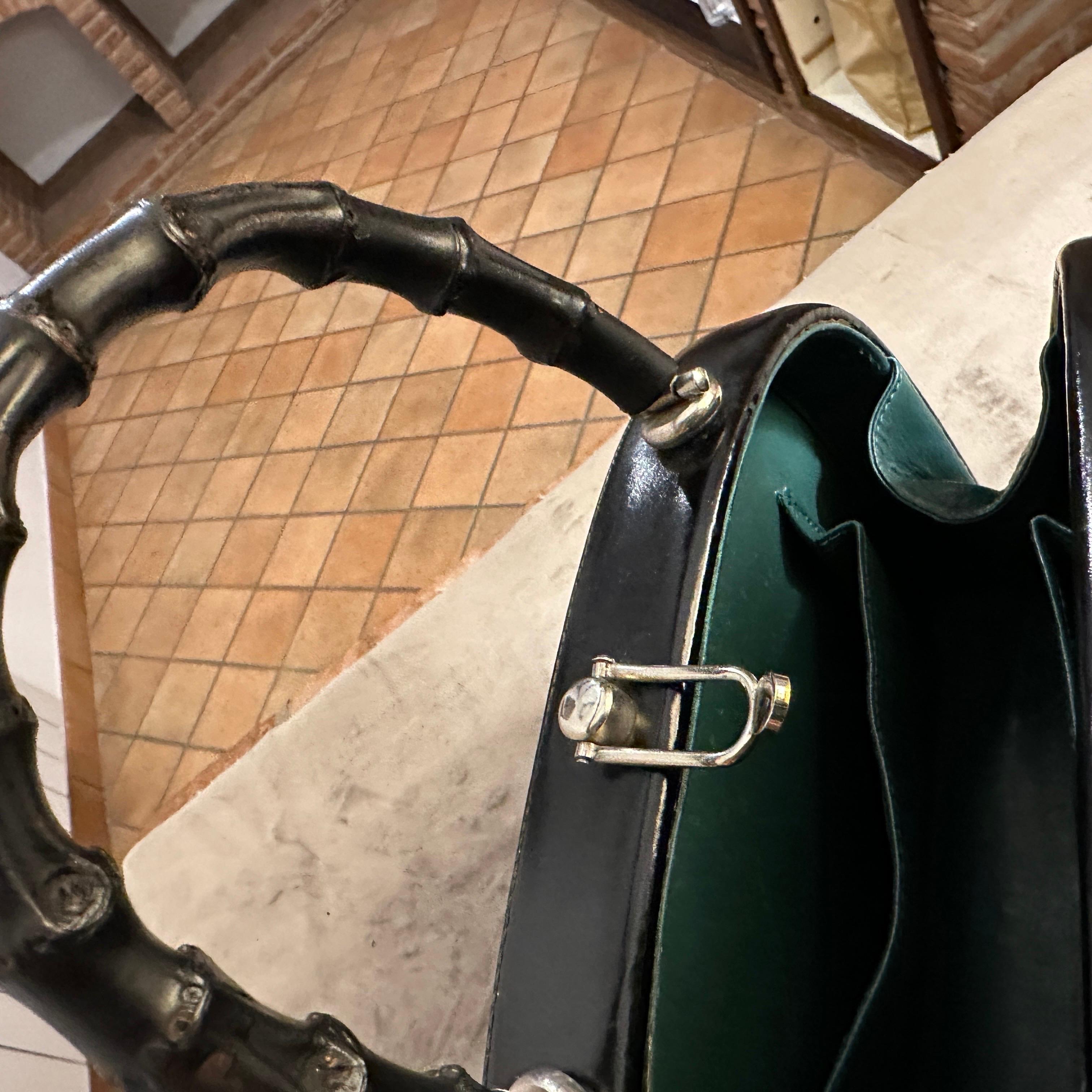 Borsa Art Deco anni '50 in pelle nera e Wood italiana con manico superiore in vendita 2