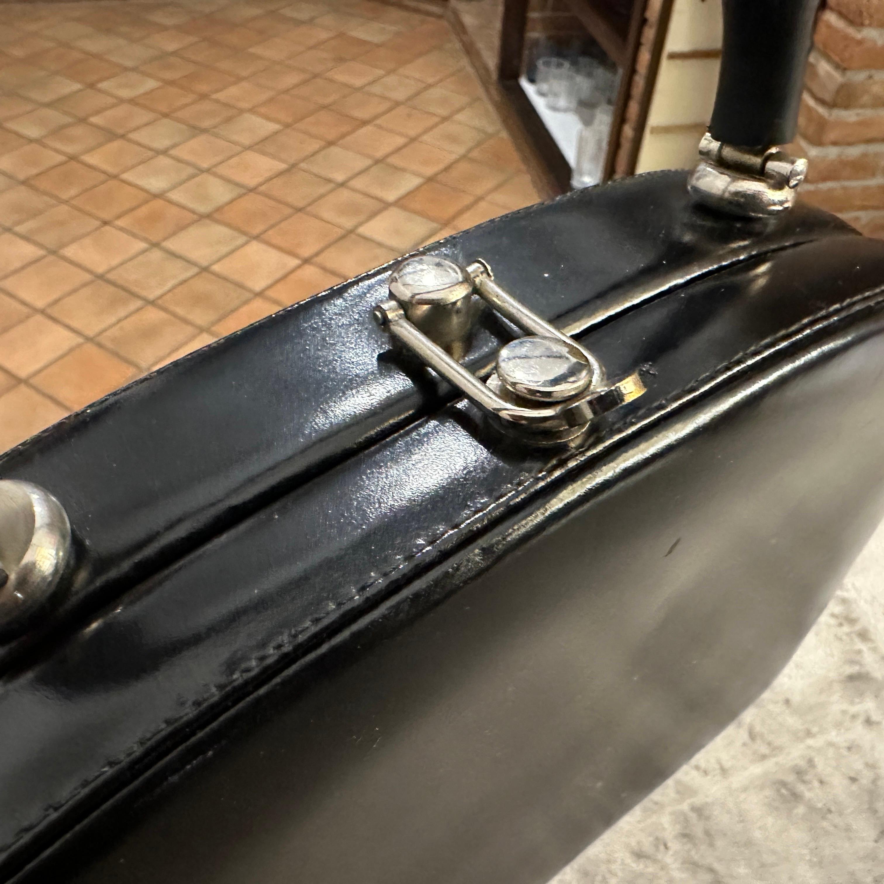 Borsa Art Deco anni '50 in pelle nera e Wood italiana con manico superiore in vendita 4