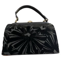 Borsa a manico alto in velluto nero italiano Art Deco anni '50