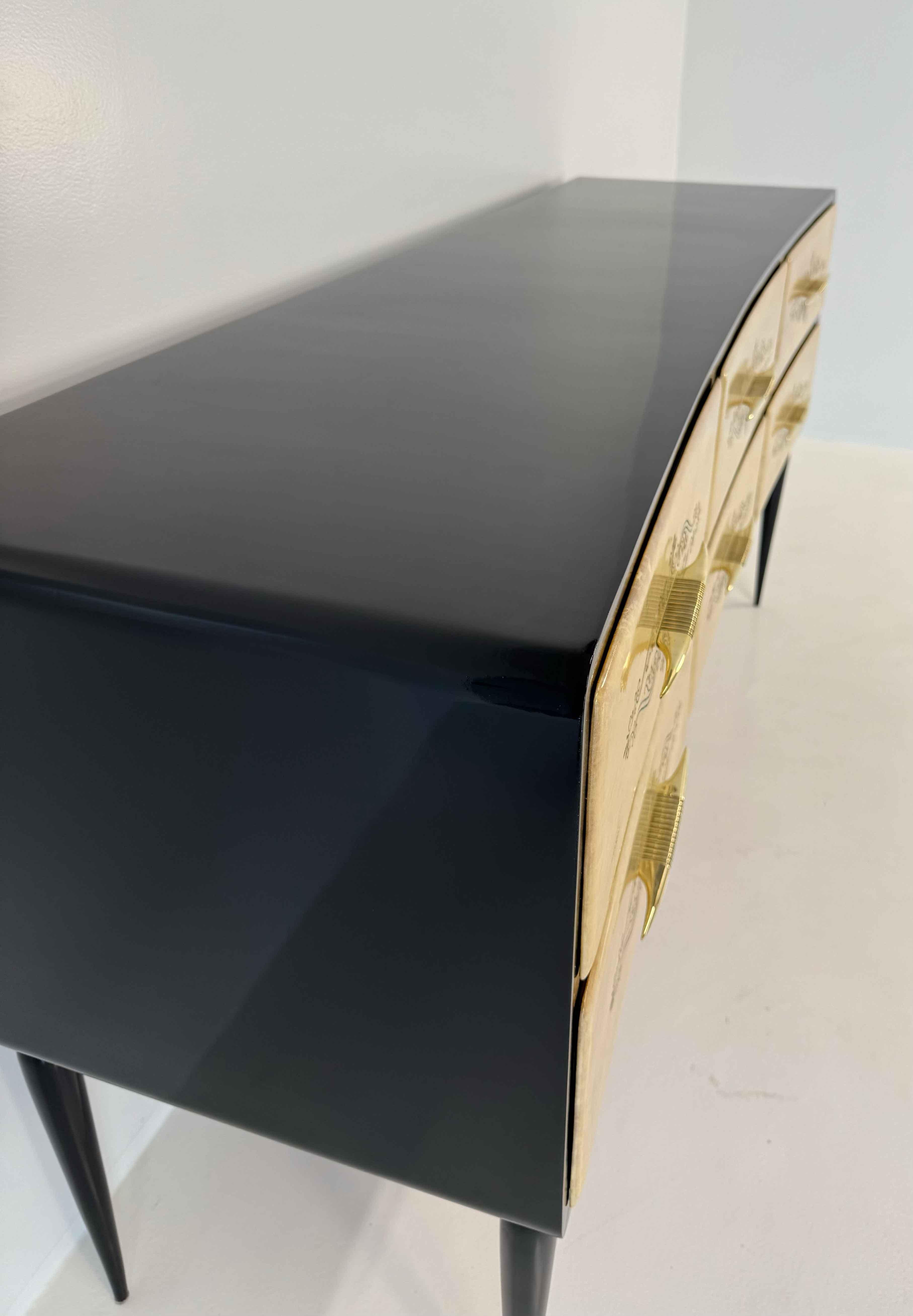 1950s Art Deco Dresser in Black Lacquer and Engraved Parchment, Att. Paolo Buffa en venta 1