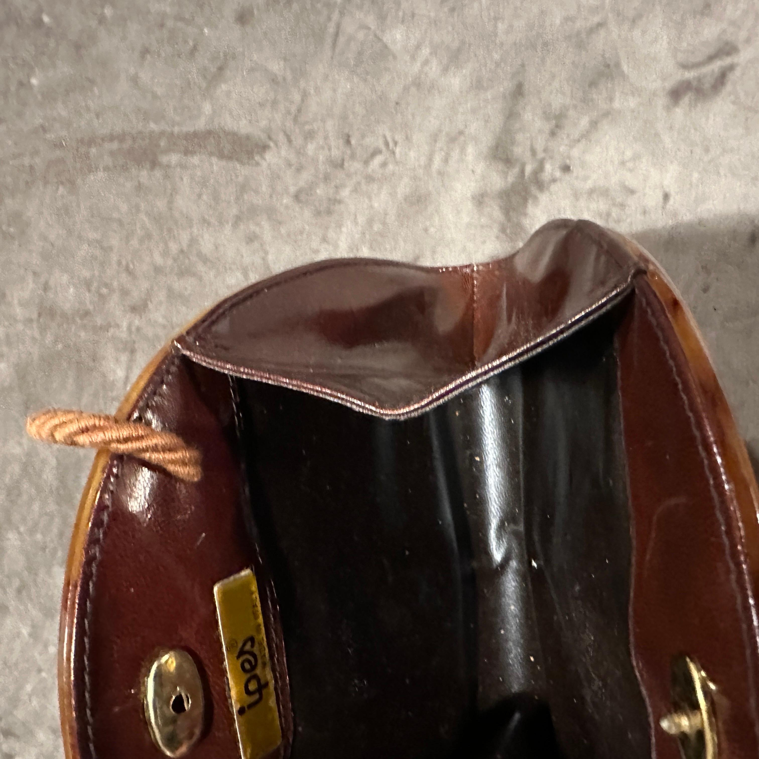 1950s Art Deco Fake Tortoiseshell Bakelite Italian Minaudière by Ipes For Sale 4