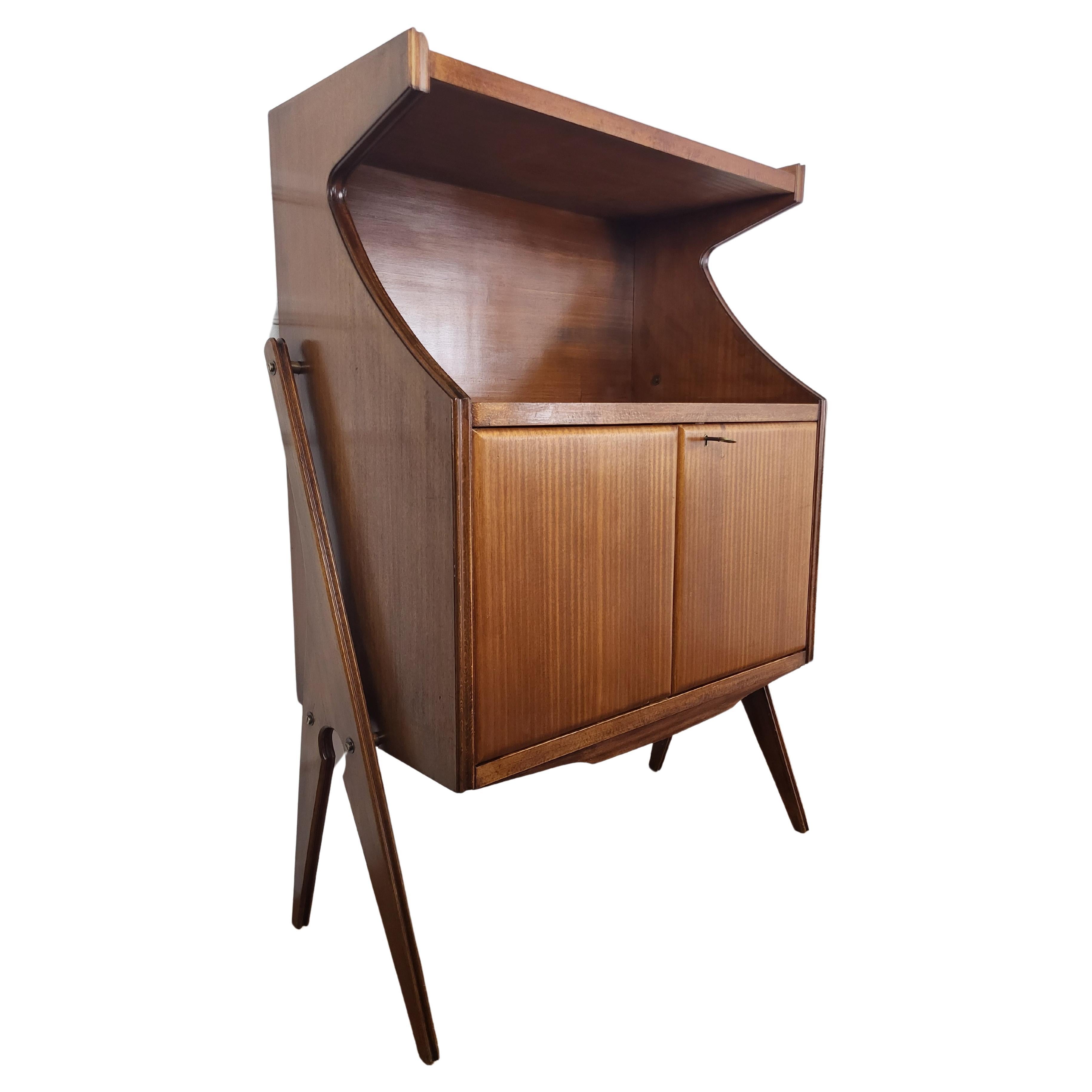 1950s Art Deco Mid-Century Italian Walnut Wood and Brass Dry Bar Cabinet