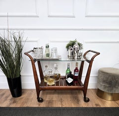 1950er Art Deco Mitte des Jahrhunderts Italienisch Holz und Messing Dry Bar Cabinet Liquor Cart