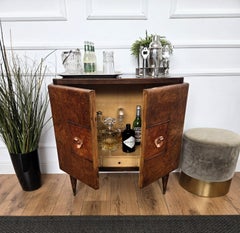 1950s Art Deco Mid-Century Modern Italian Walnut Burl Glass Top Dry Bar Cabinet