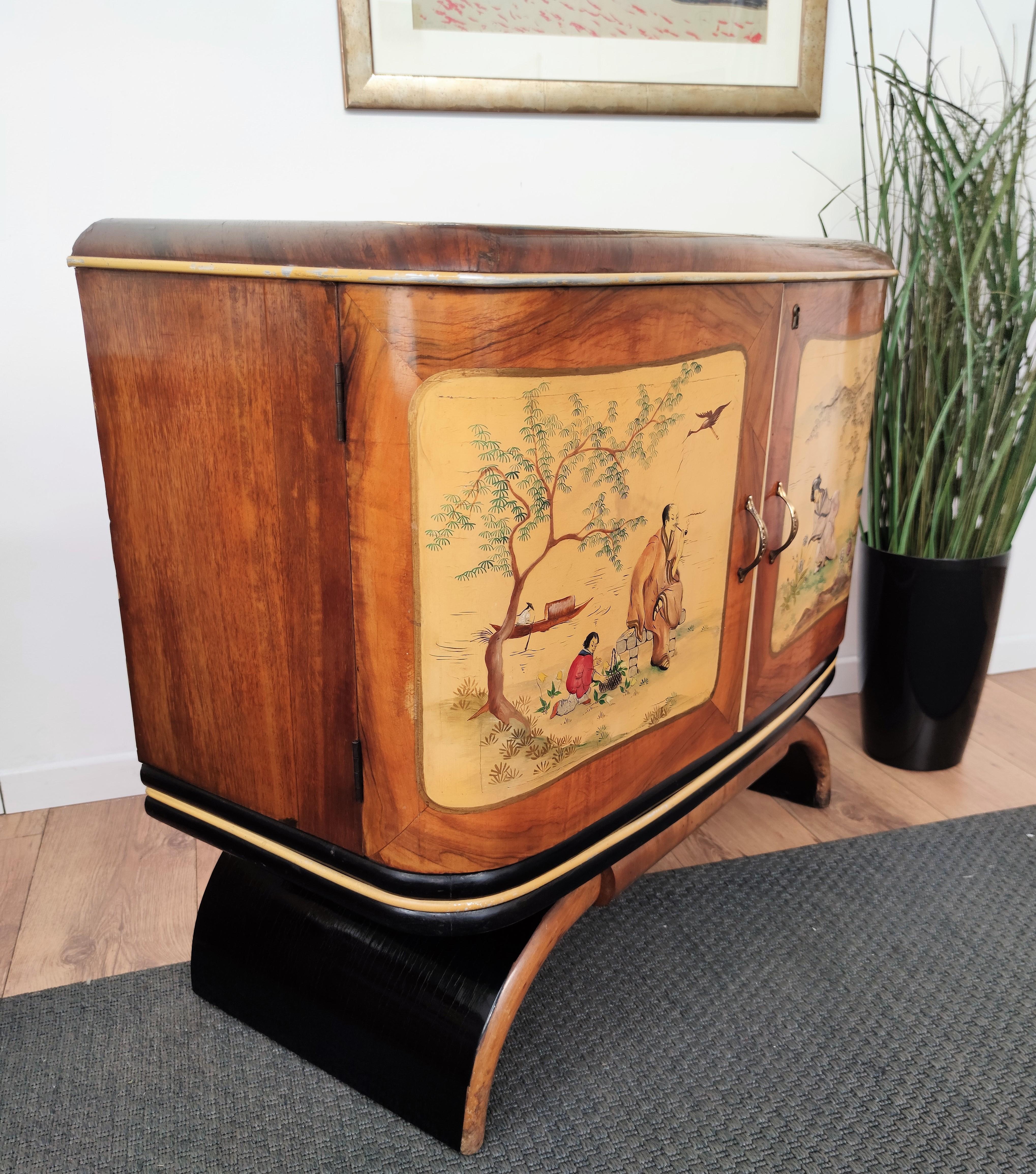 1950s Art Deco Midcentury Italian Walnut Burl and Mirror Mosaic Dry Bar Cabinet 4