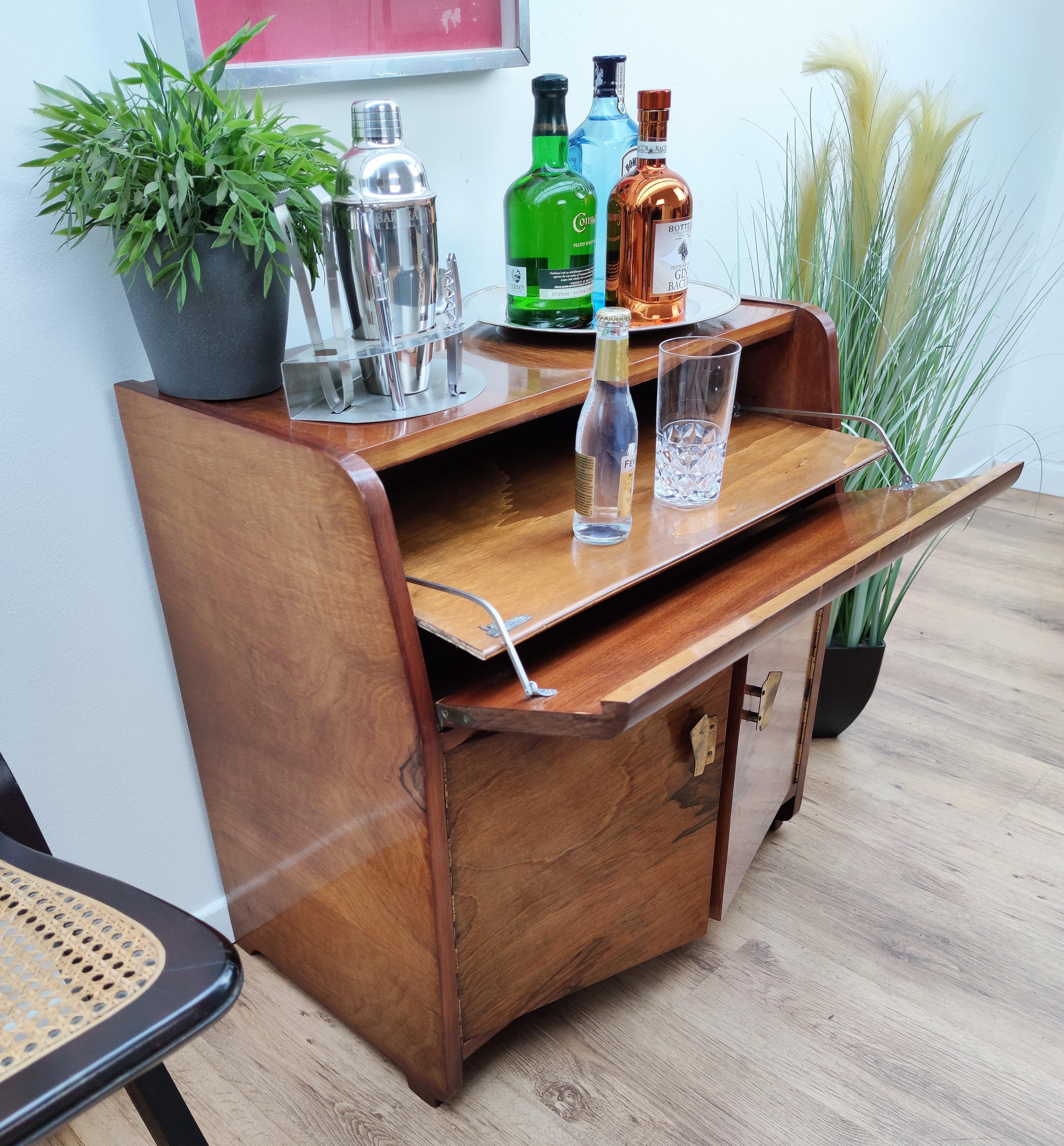 1950s Art Deco Midcentury Italian Walnut Inlay and Mirror Mosaic Dry Bar Cabinet 1