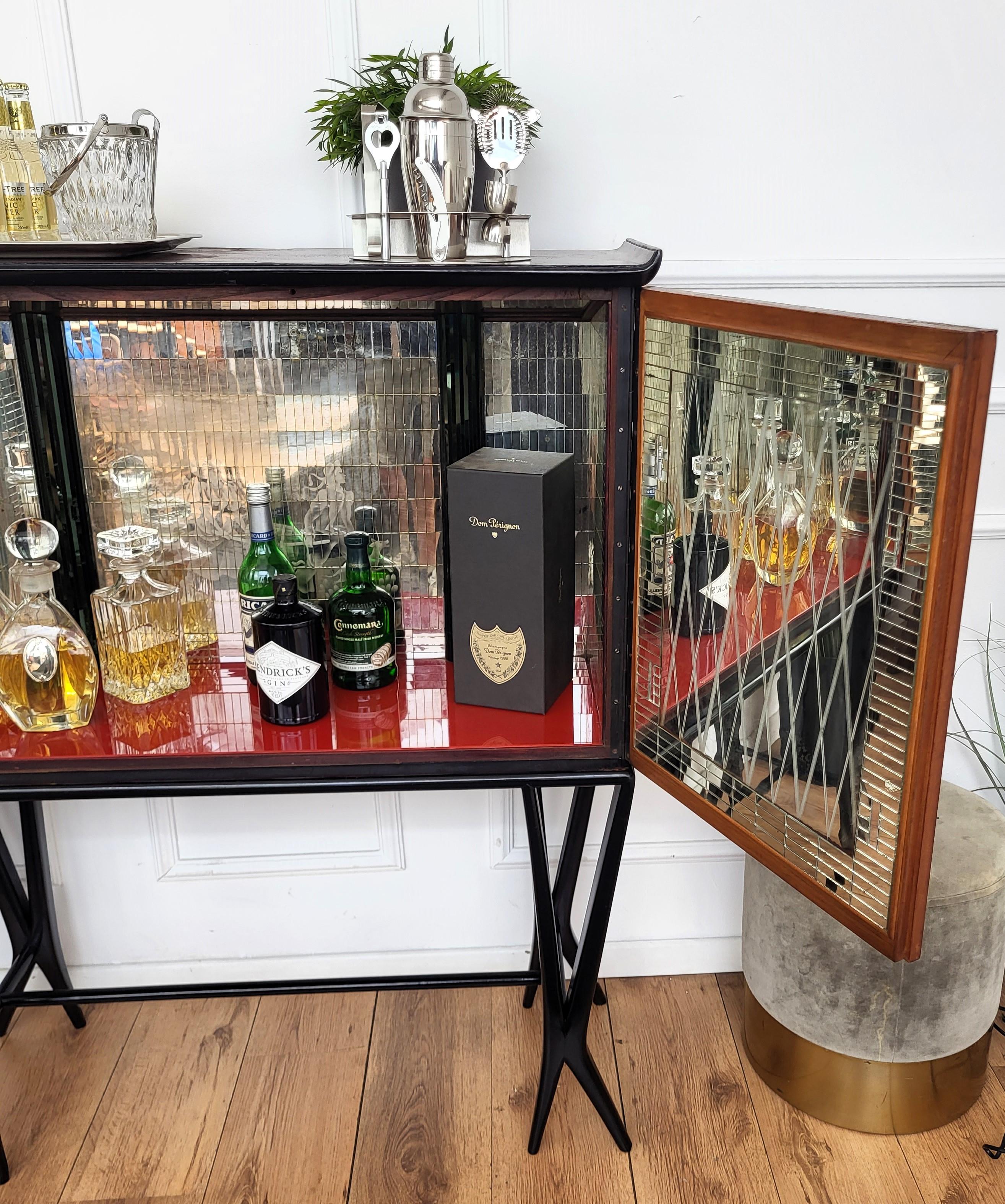 Ottone 1950 Art Deco Midcentury Italian Walnut Mirror Mosaic Sideboard Bar Cabinet