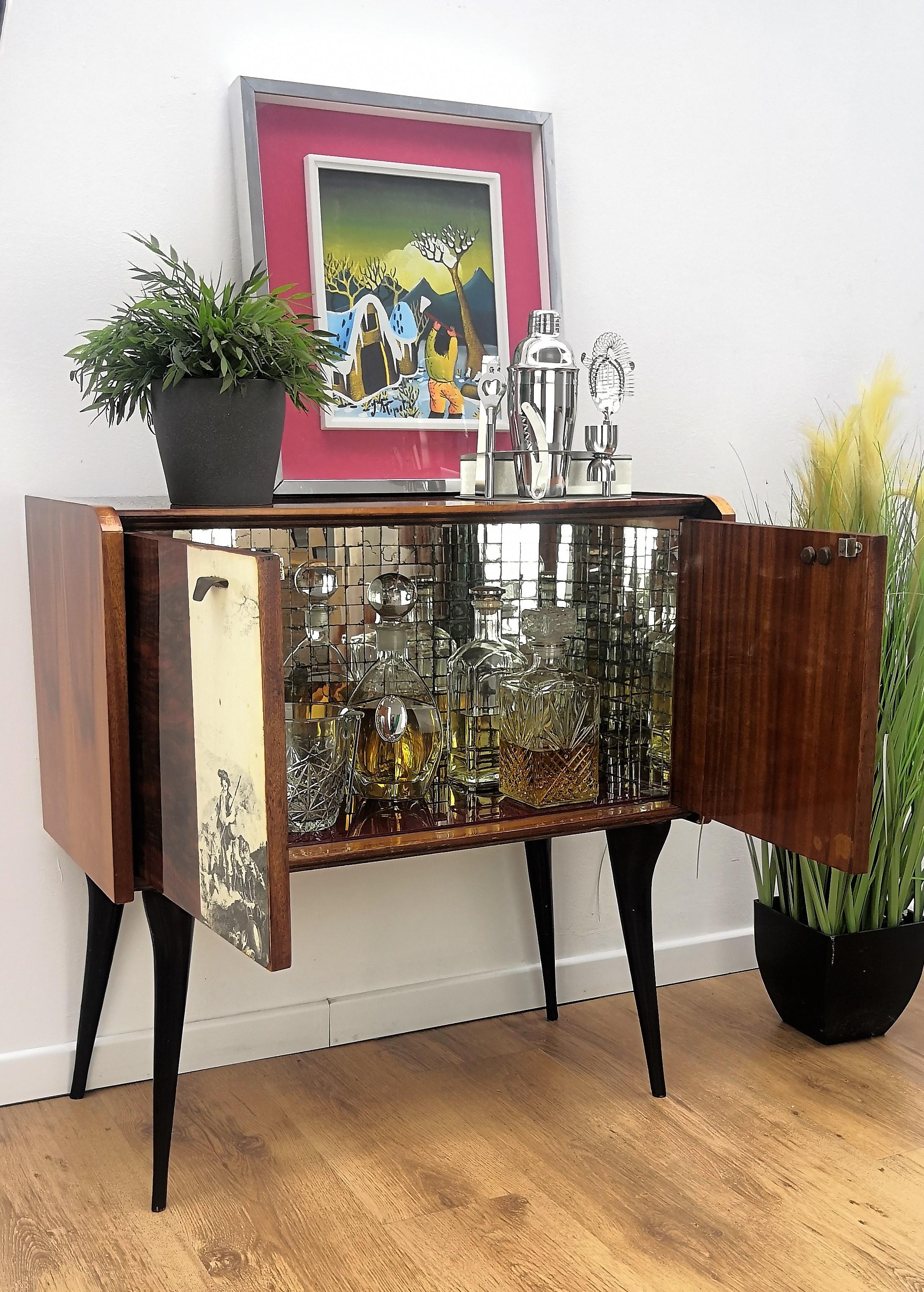 1950s Art Deco Midcentury Regency Italian Walnut, Burl & Mirror Dry Bar Cabinet 1