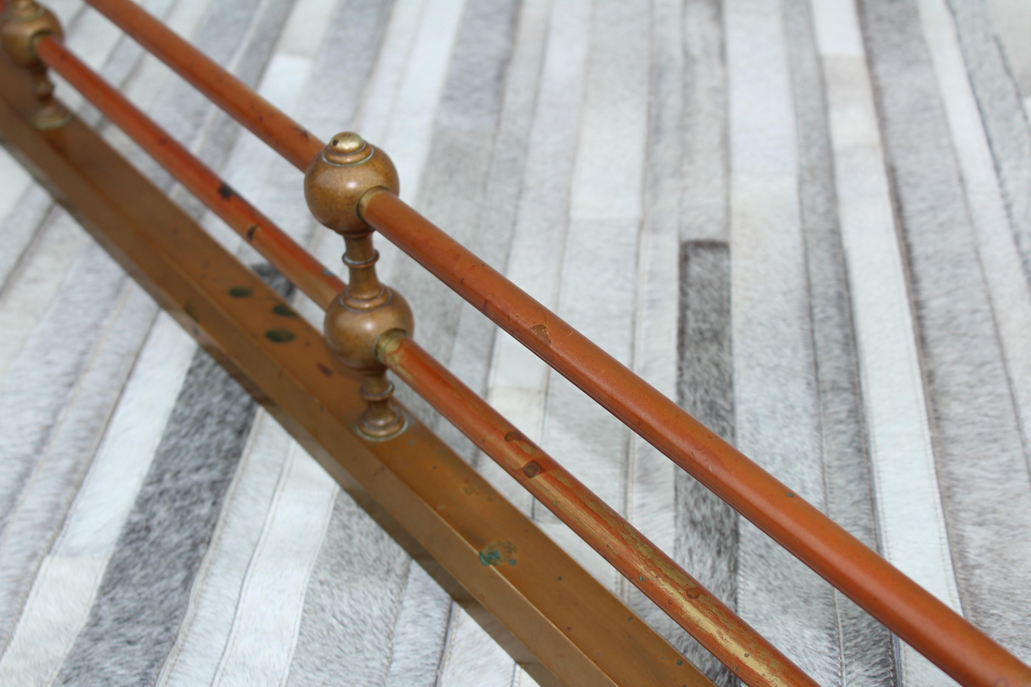 1950's Art Deco Style Solid Brass Fireplace Fender 2