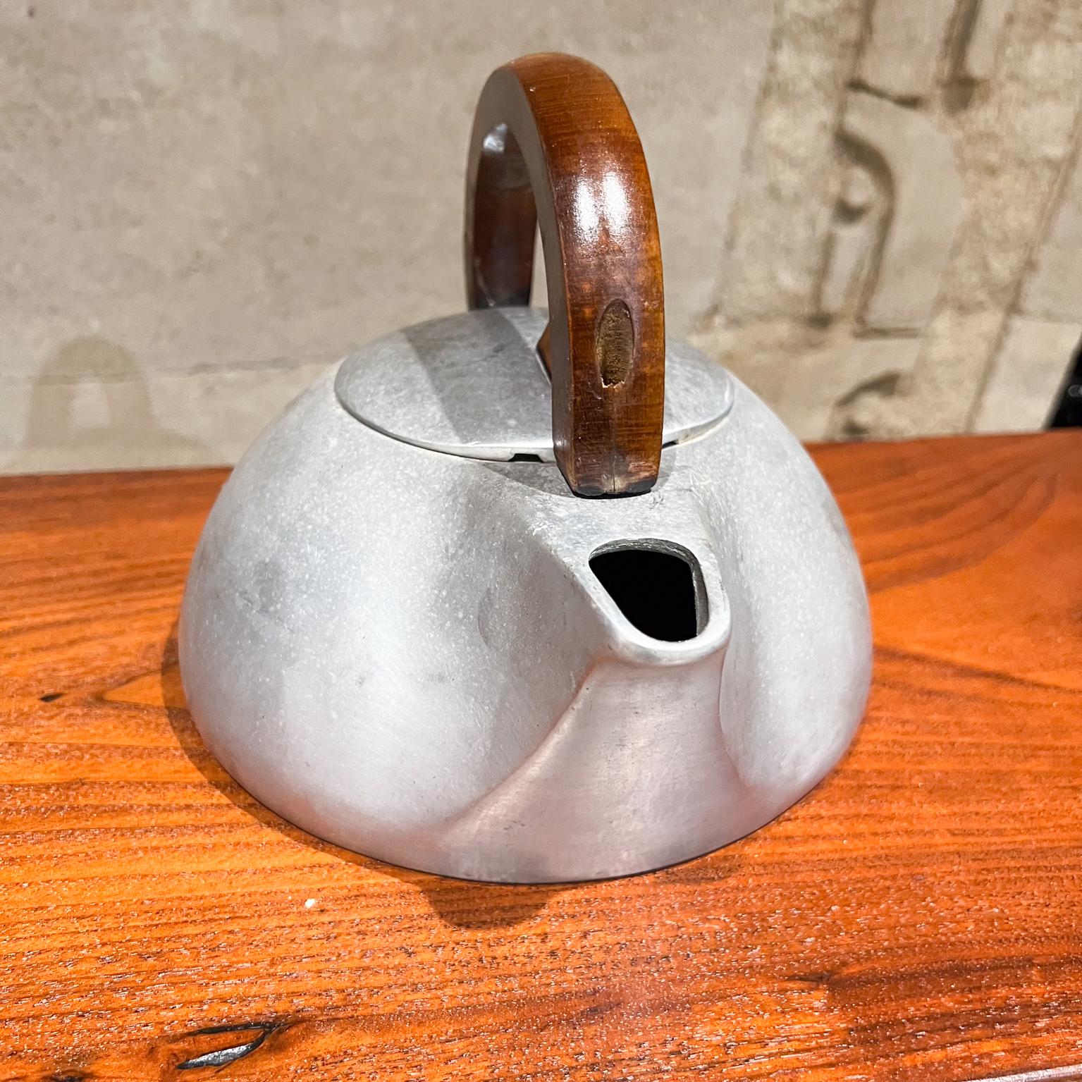 1950s kettle