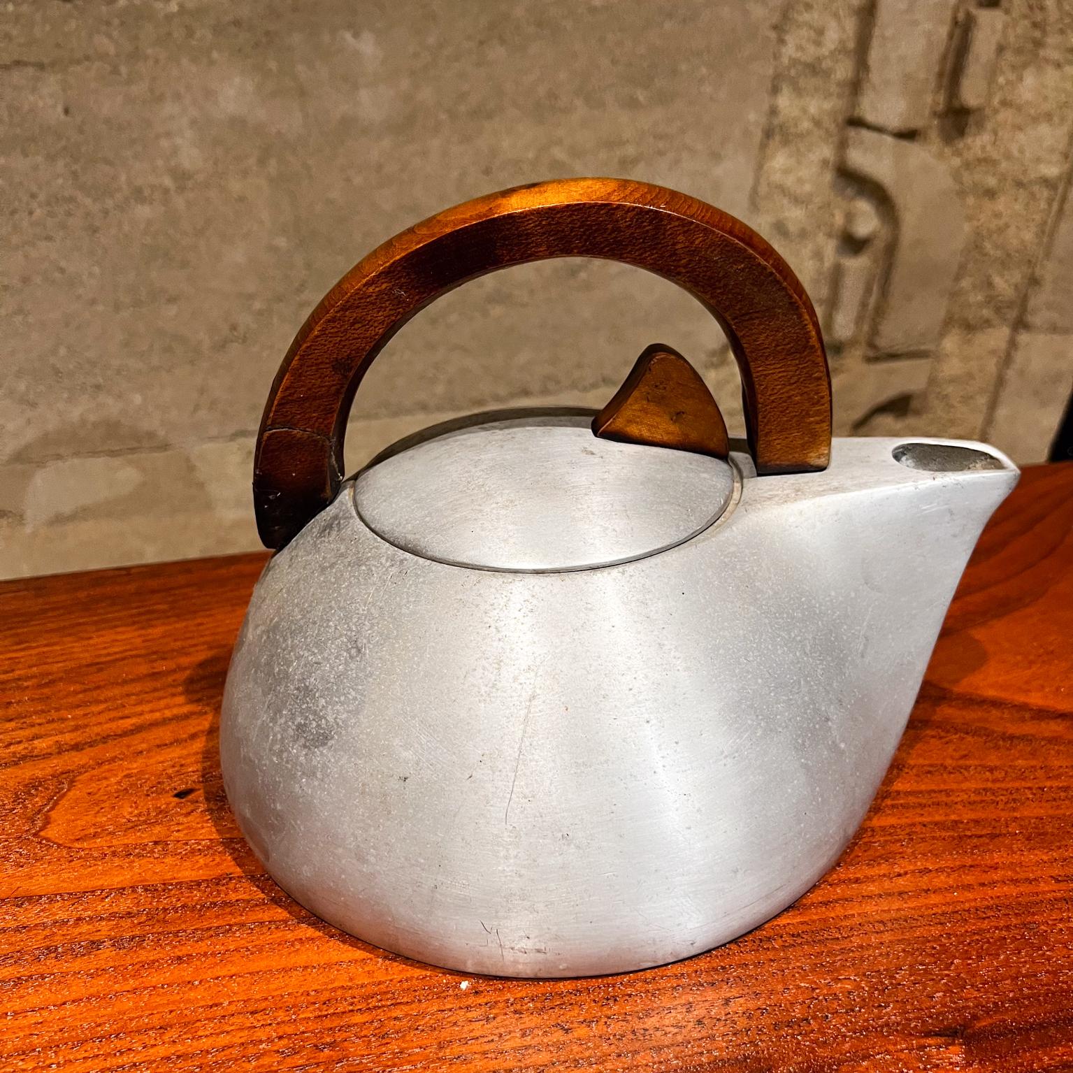 Mid-Century Modern 1950s Art Nouveau Newmaid Picquot Ware England Modernist Teapot Kettle