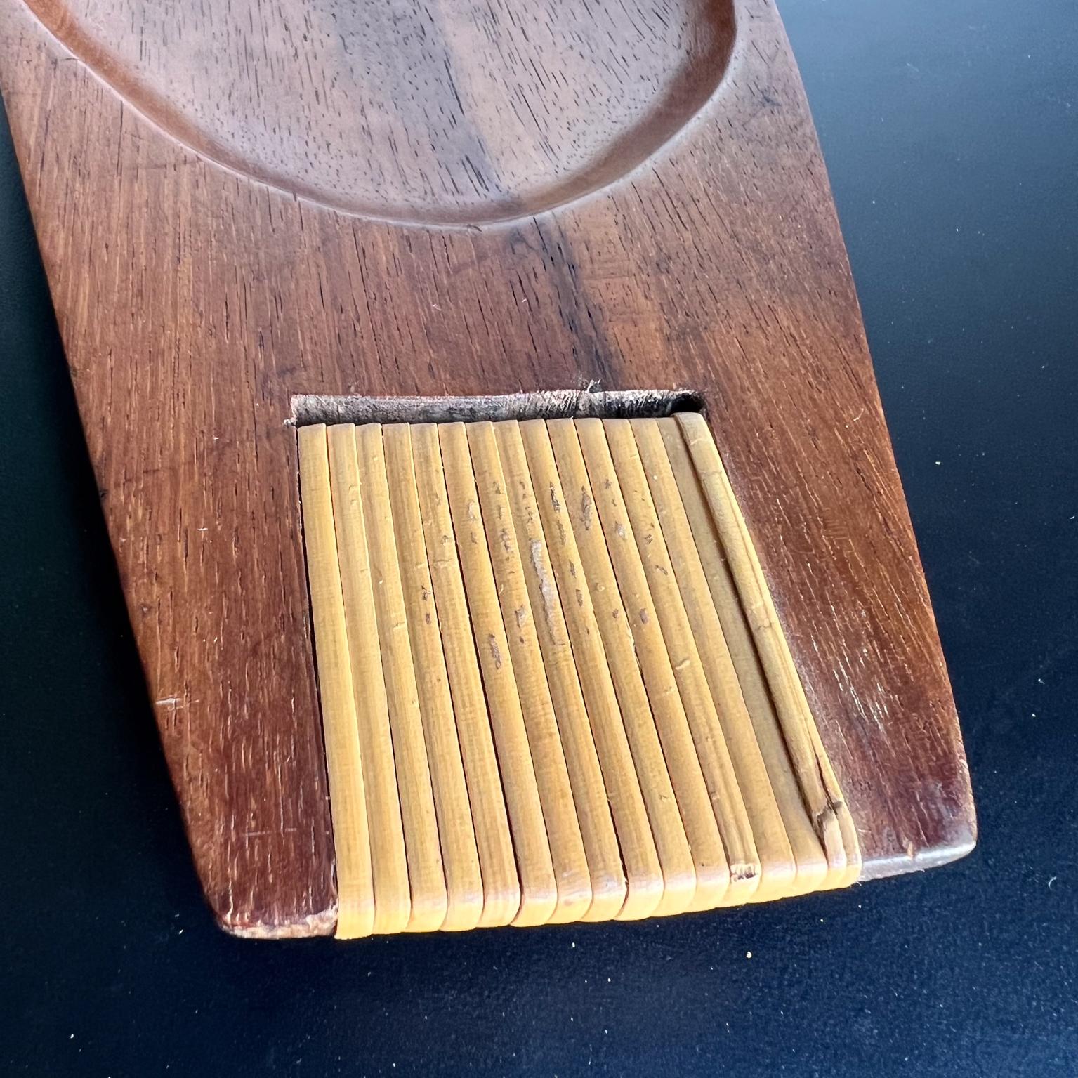 1950er Arthur Umanoff für Raymor Abgeteiltes Holz Serviertablett (Gehstock) im Angebot