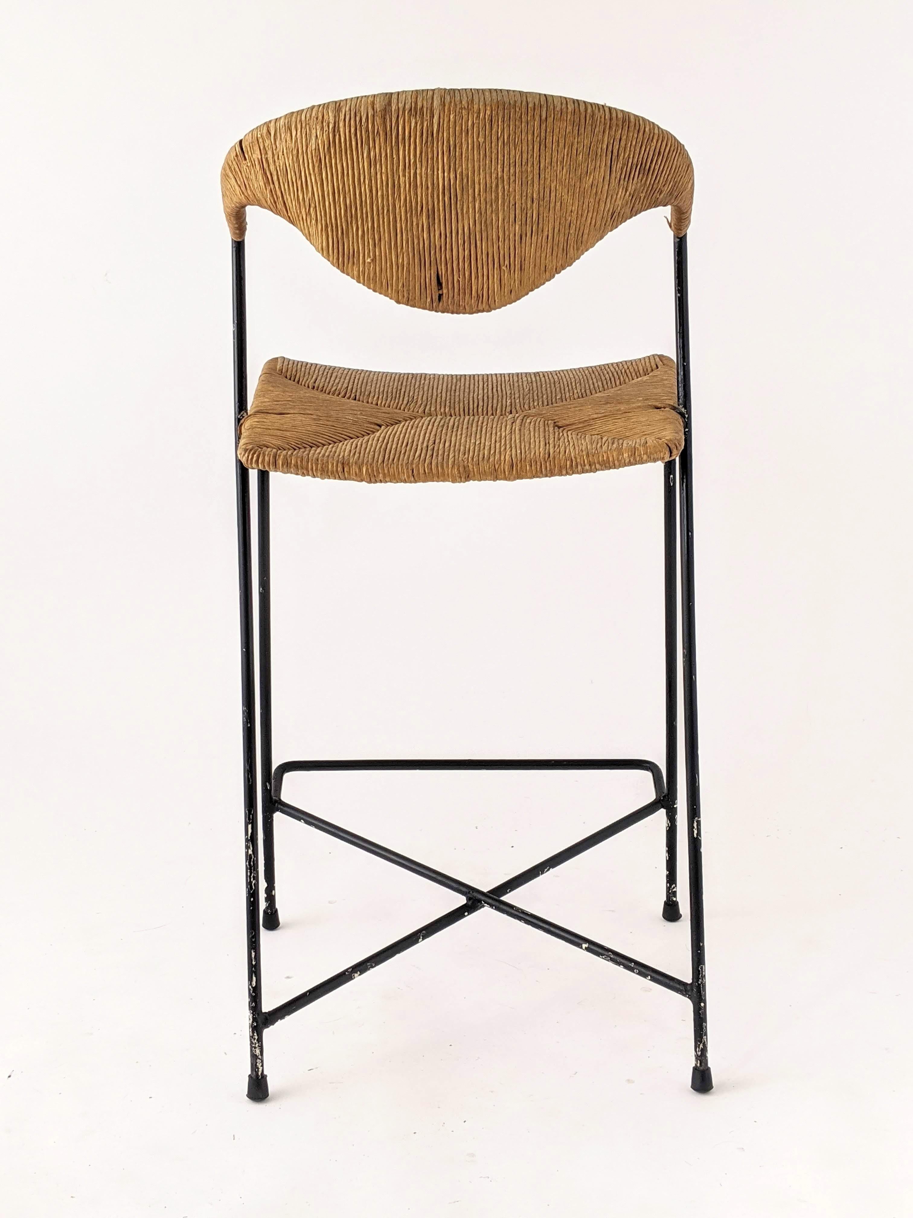Acier Chaise haute en osier et tige en acier Arthur Umanoff, années 1950, USA en vente