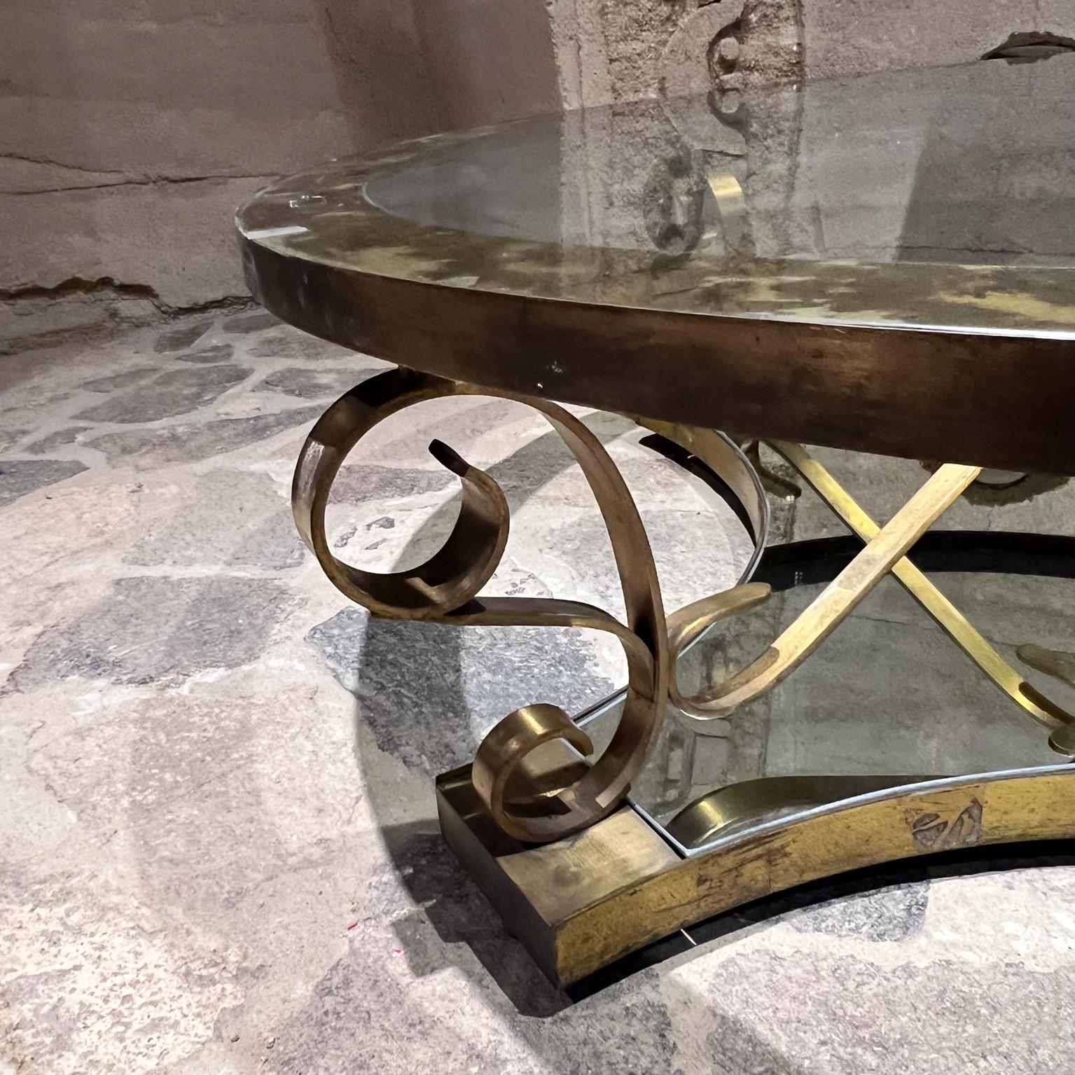 1950 Arturo Pani Tavolo da Cocktail Rotondo Oro Città del Messico In condizioni buone in vendita a Chula Vista, CA