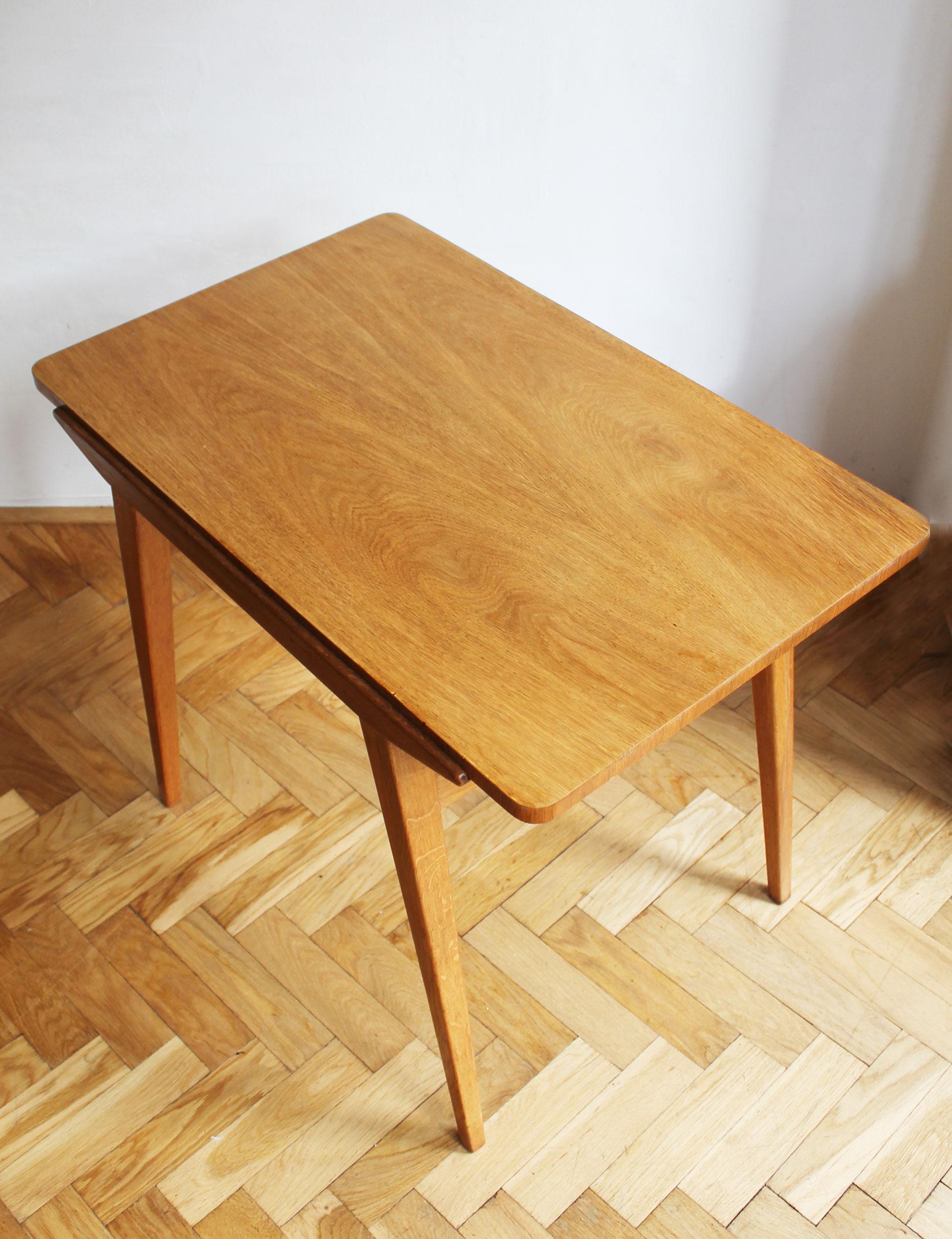 Lacquered 1950's Ash Coffee table For Sale