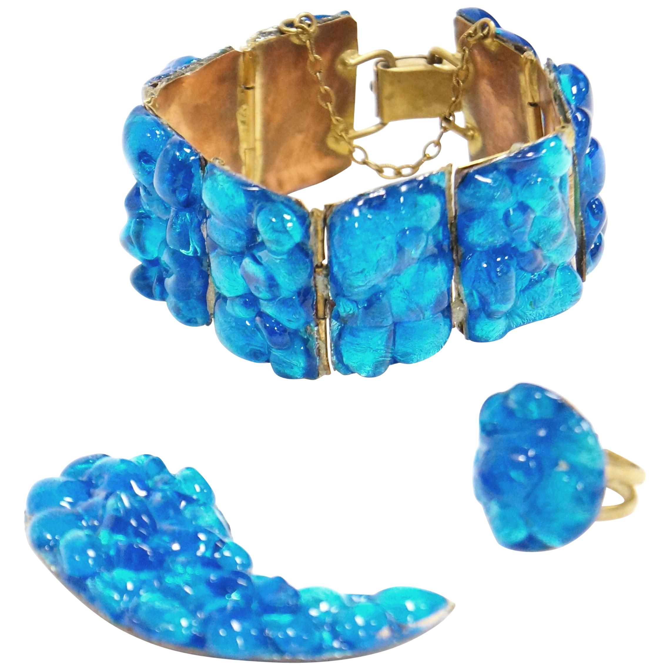 1950s Atomic Age Blue Molded Glass on Foiled Copper Demi Parure For Sale