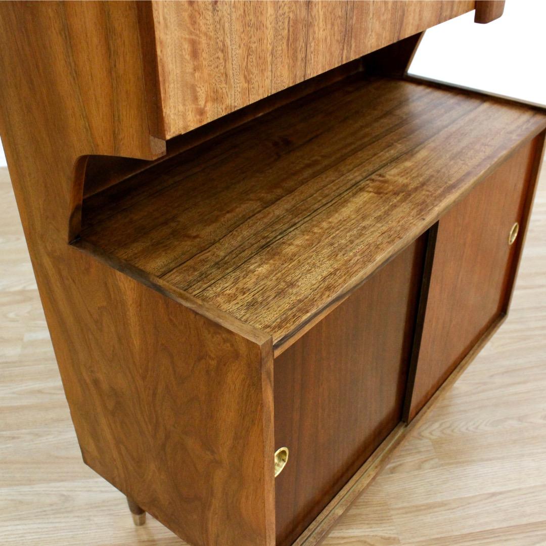 1950s Atomic Drop Down Liquor Cabinet Dry Bar en venta 5