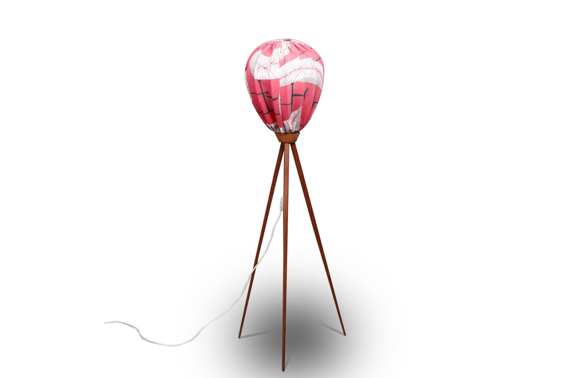 Mid-Century Modern 1950s Atomic Tripod Floor Lamp in Teak with Balloon Shade For Sale