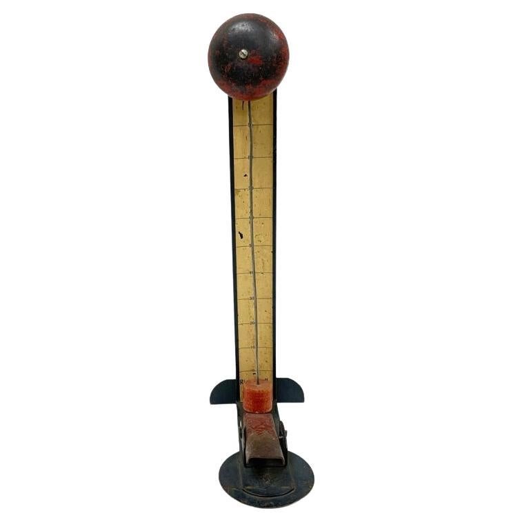Jouet Aurora Toys Ring A Bell Carnival Style des années 1950 en vente