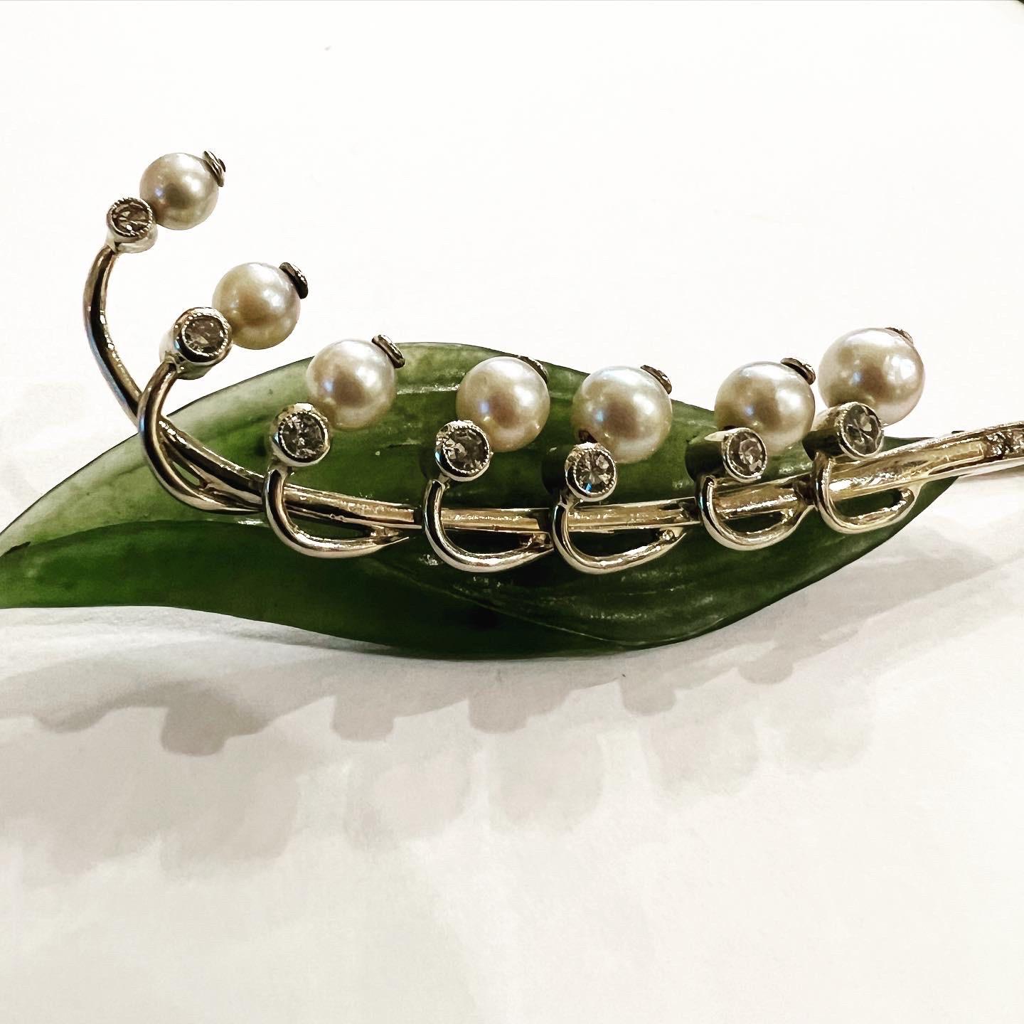 Artist 1950s Austrian Nephrite jade 14K Gold Diamonds Pearls Lily of the Valley Brooch For Sale